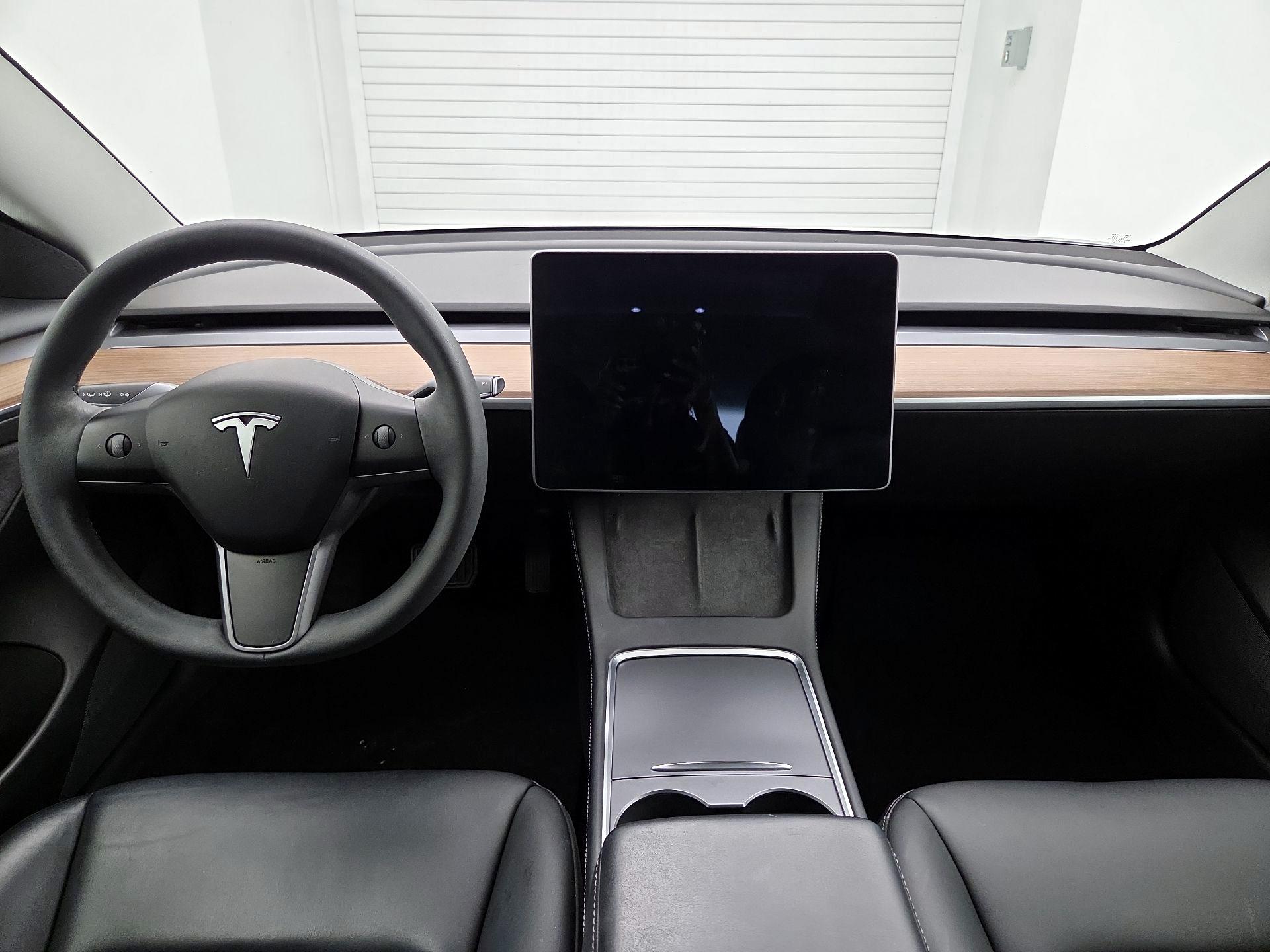 Thumbnail: 2021 Tesla Model 3 - 9