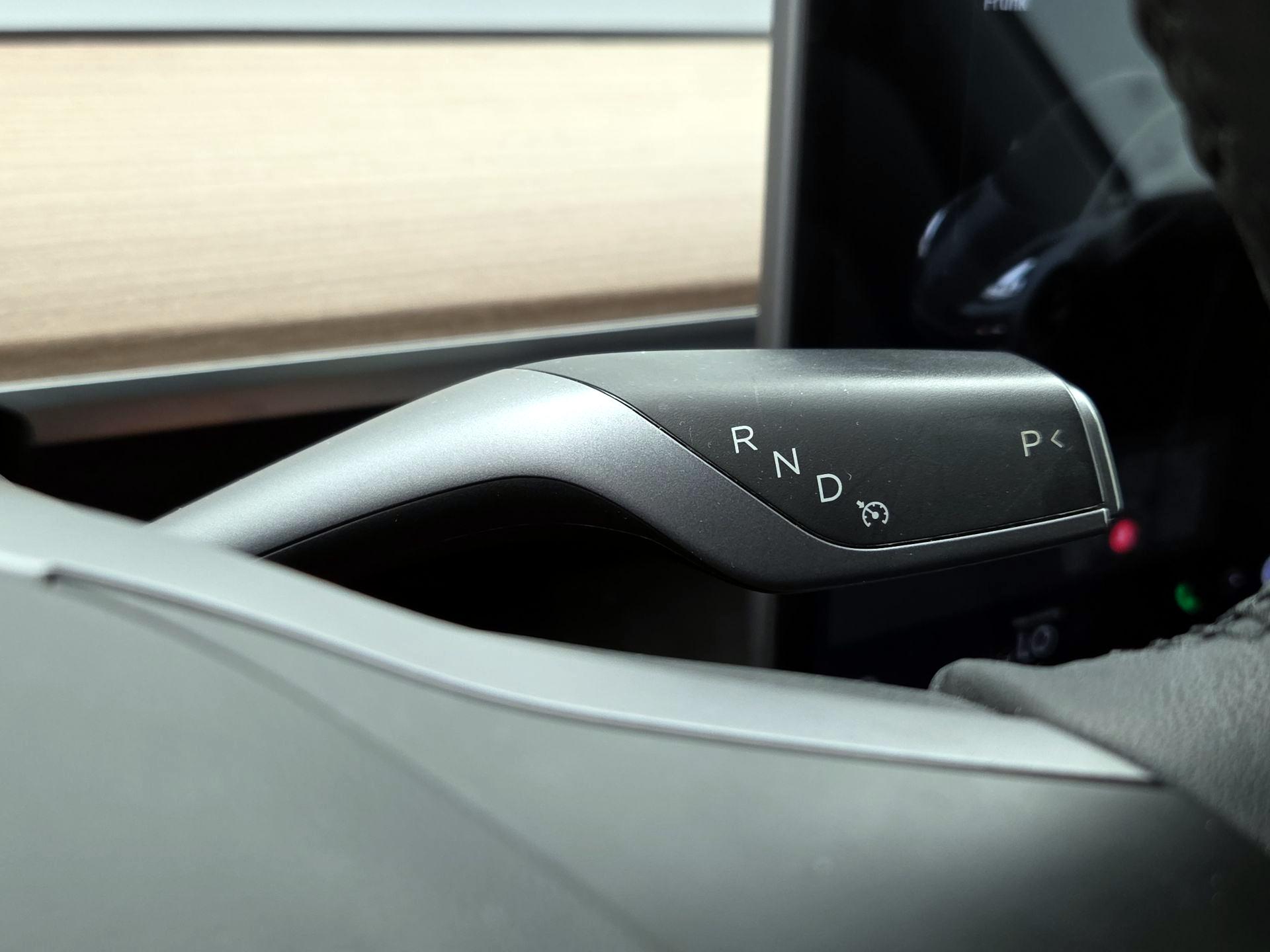 Thumbnail: 2021 Tesla Model 3 - 17