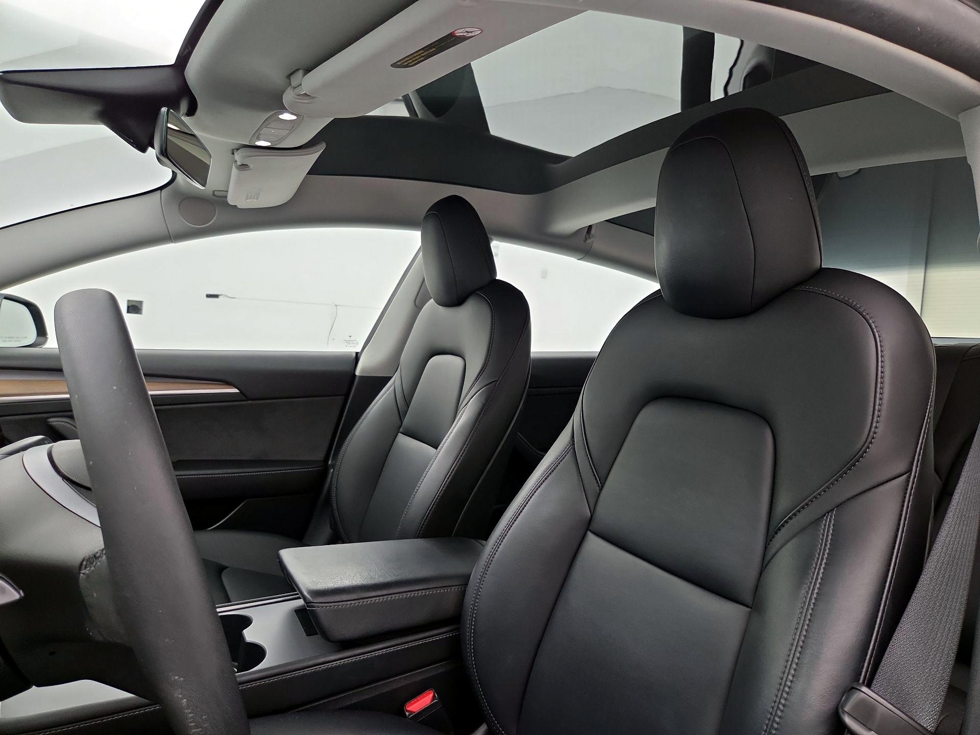 Thumbnail: 2021 Tesla Model 3 - 18