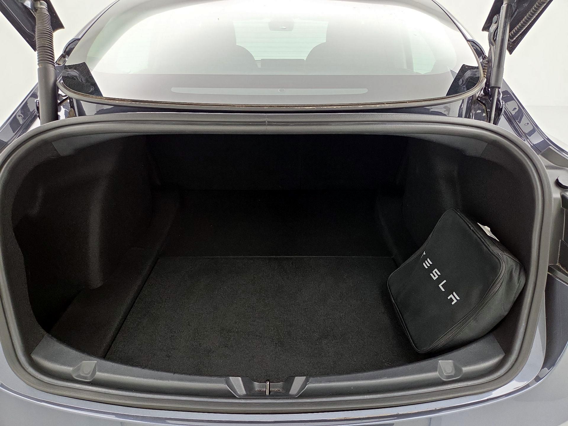Thumbnail: 2021 Tesla Model 3 - 20