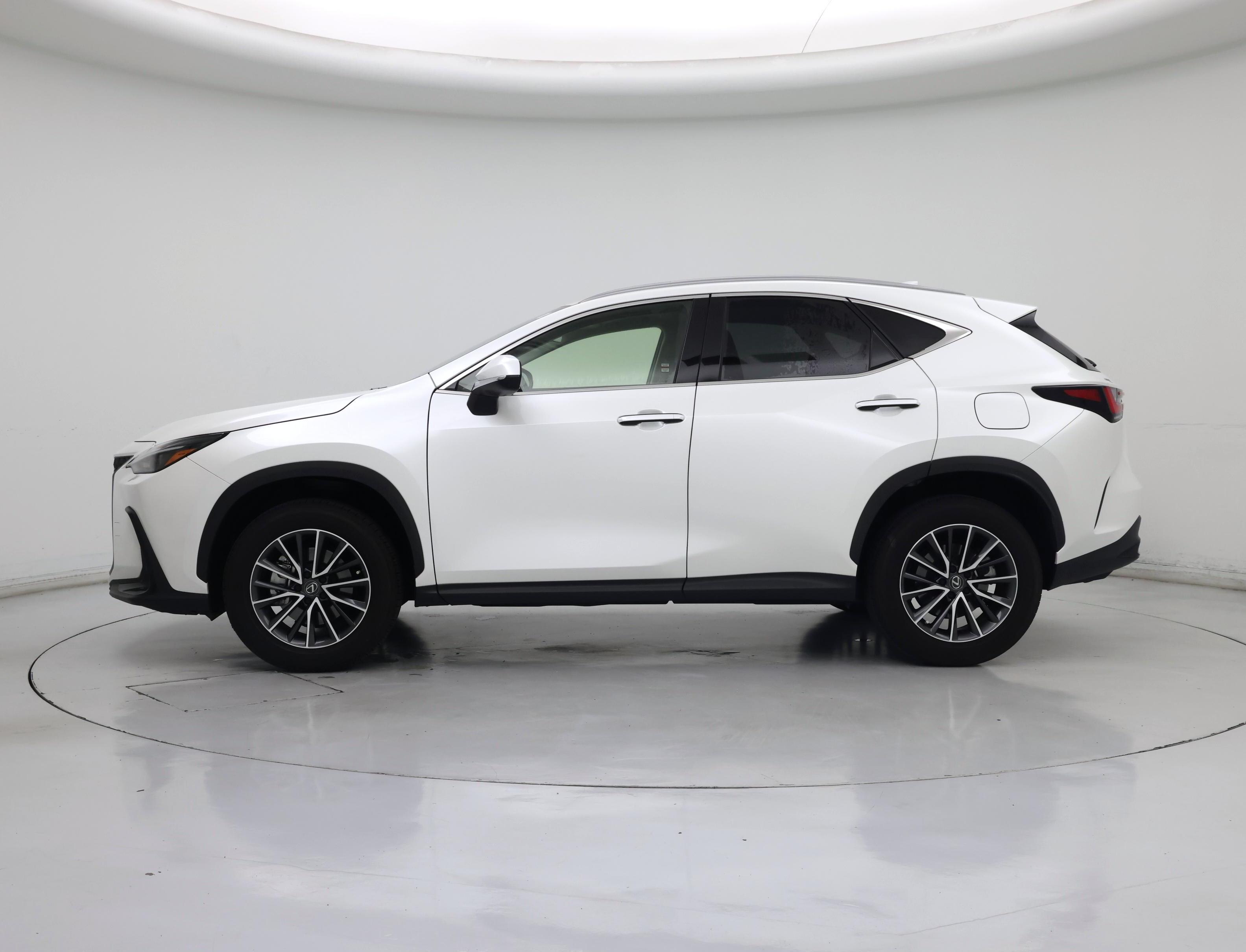 Thumbnail: 2024 Lexus NX - 3