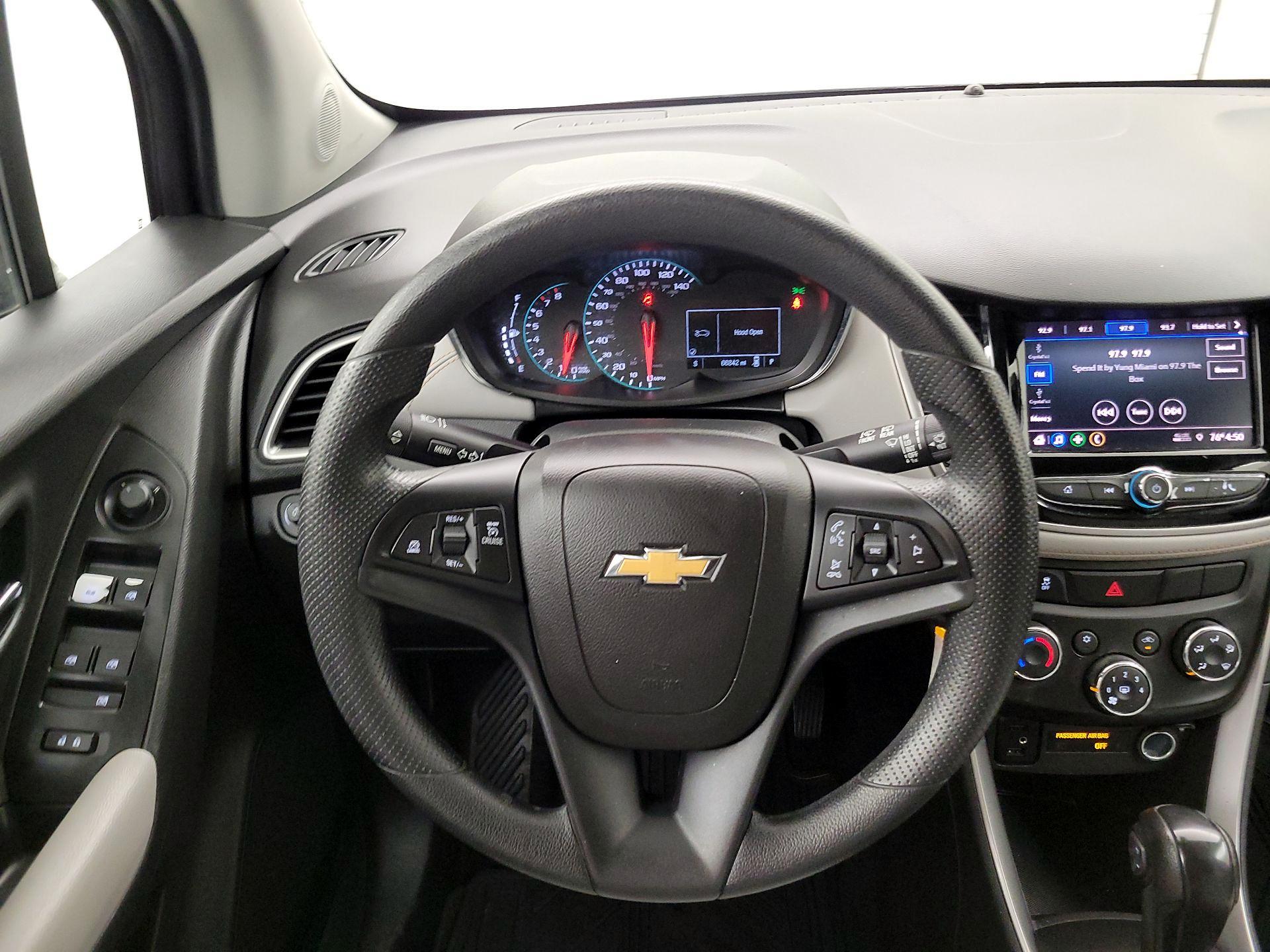 Thumbnail: 2020 Chevrolet Trax - 10