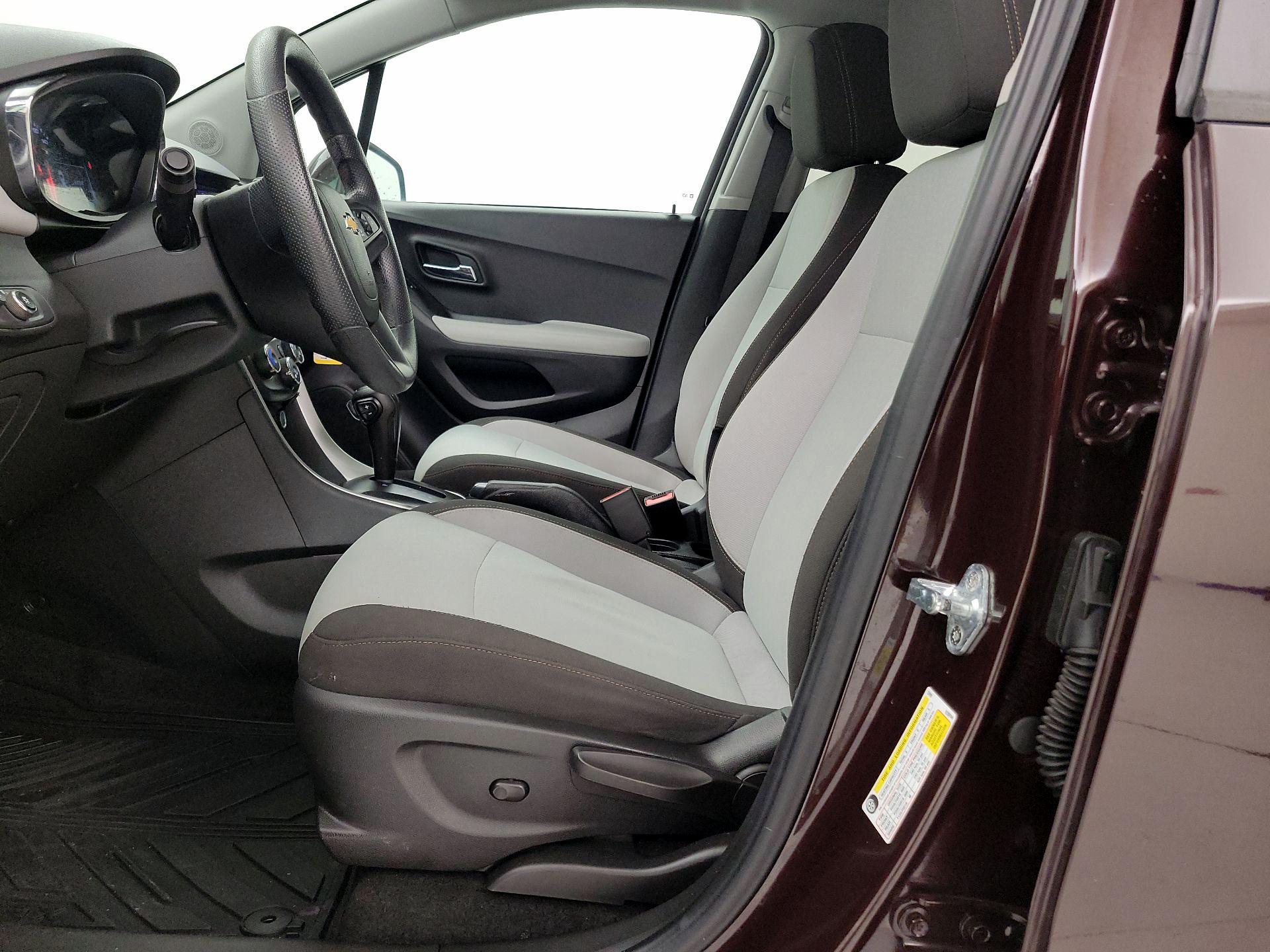 Thumbnail: 2020 Chevrolet Trax - 11