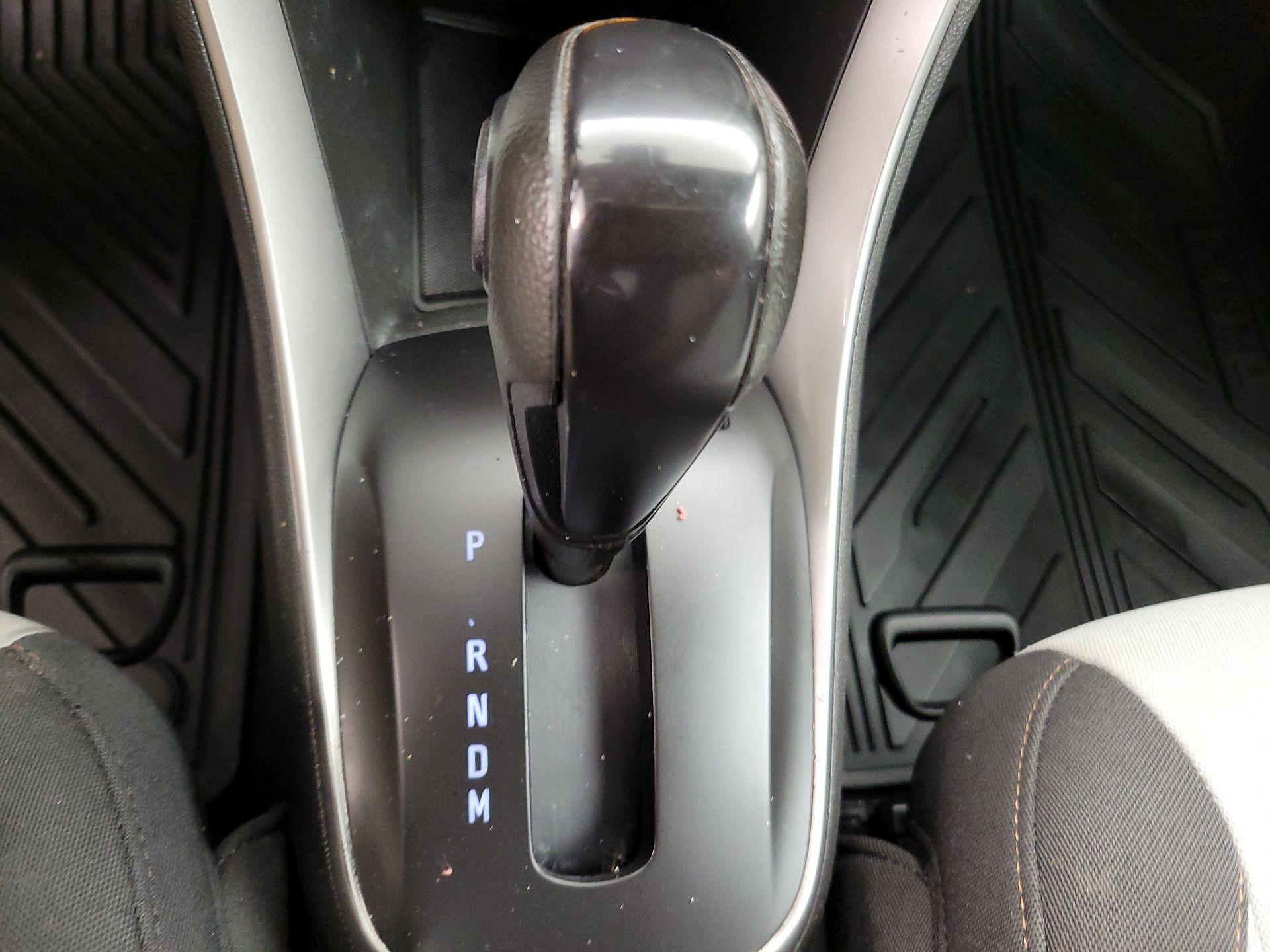 Thumbnail: 2020 Chevrolet Trax - 17