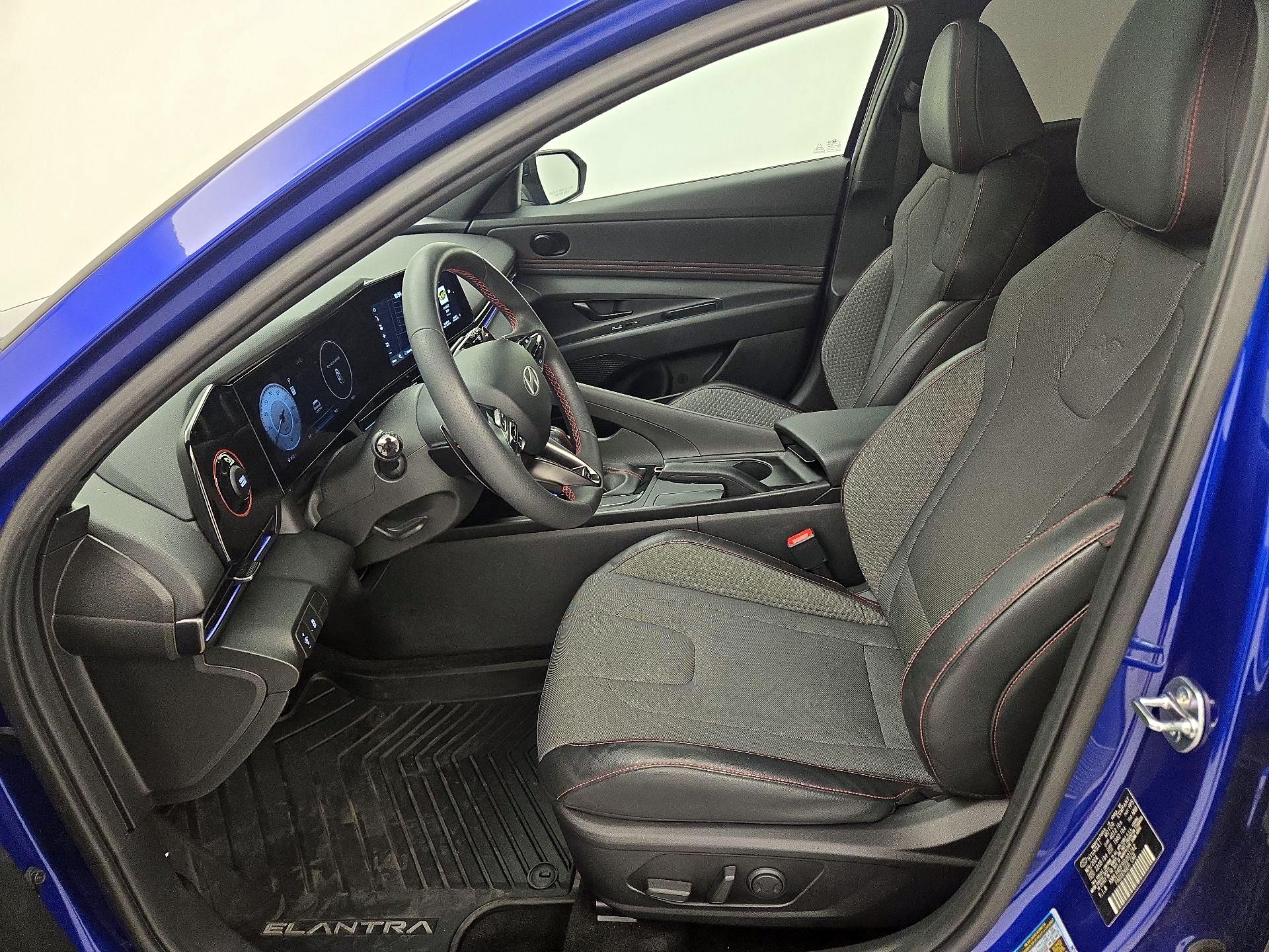Thumbnail: 2025 Hyundai Elantra - 11