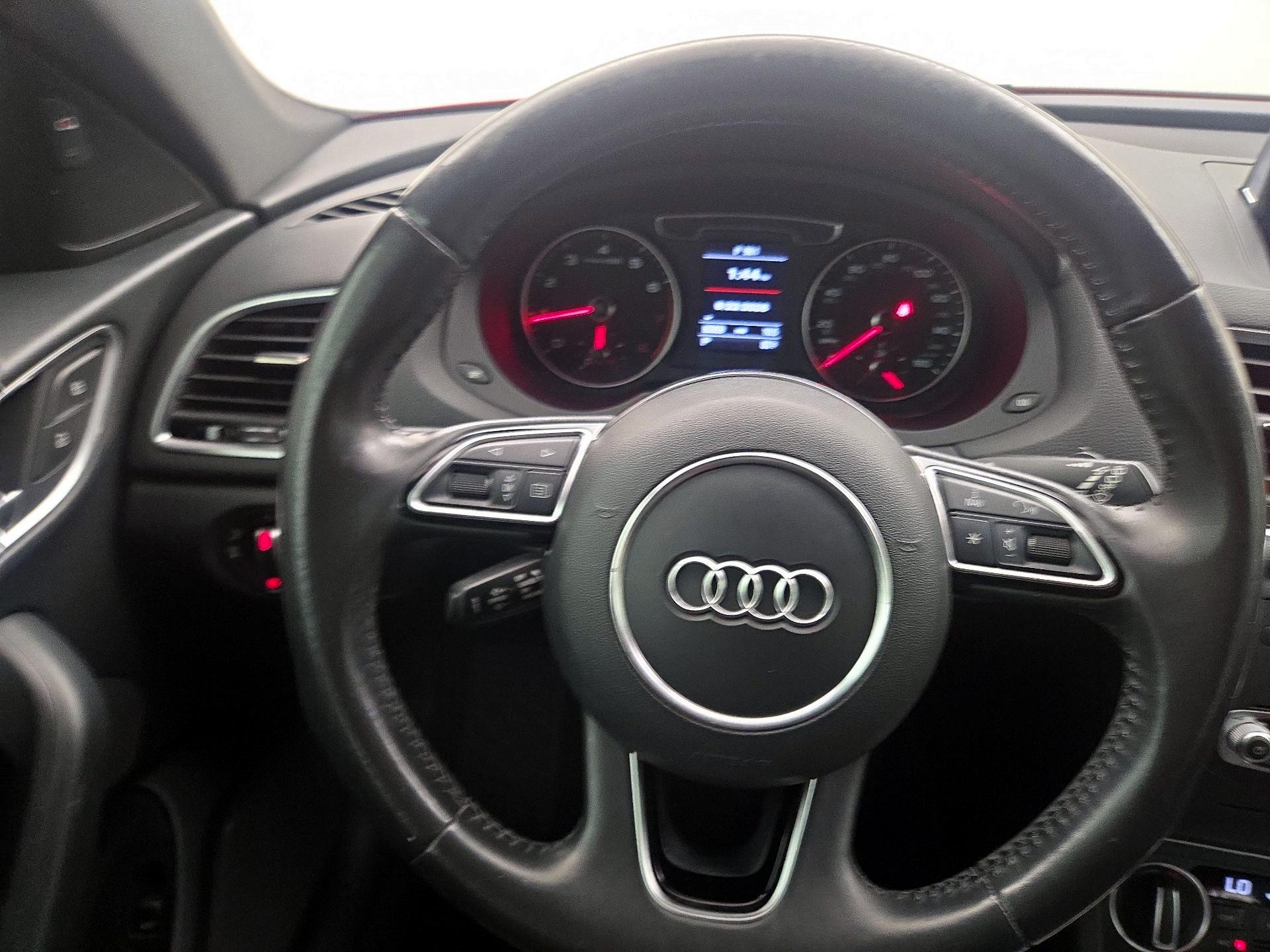 Thumbnail: 2018 Audi Q3 - 10