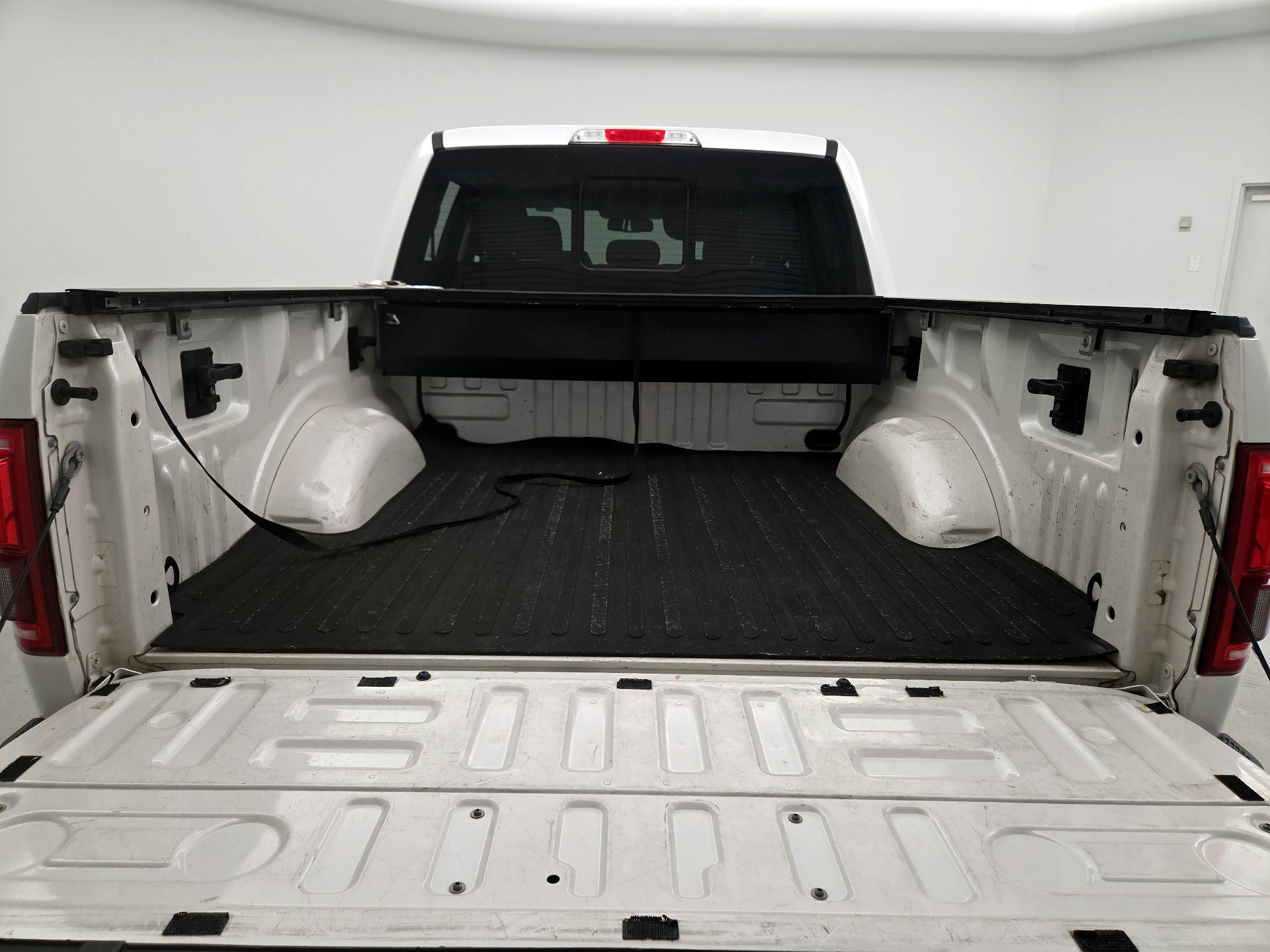 Thumbnail: 2015 Ford F-150 - 20