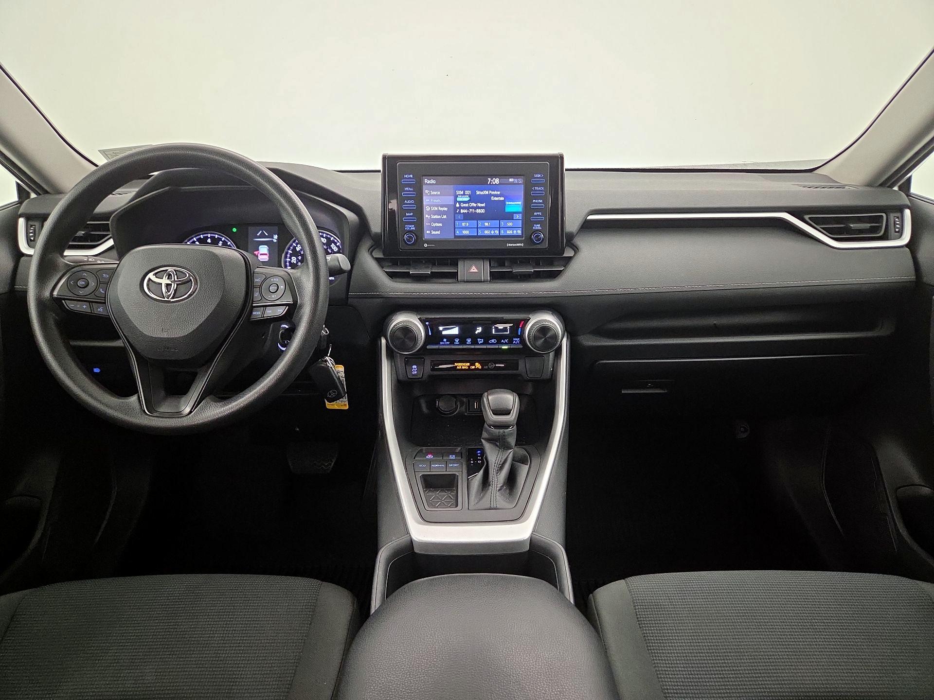 Thumbnail: 2022 Toyota RAV4 - 9