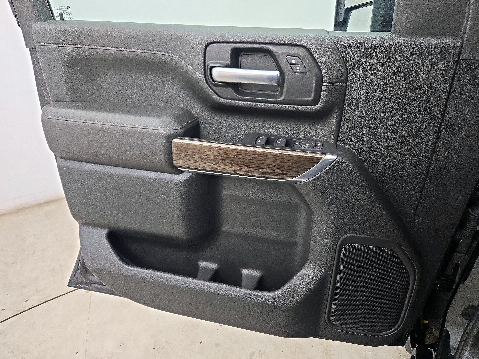 Thumbnail: 2022 Chevrolet Silverado 2500 - 12