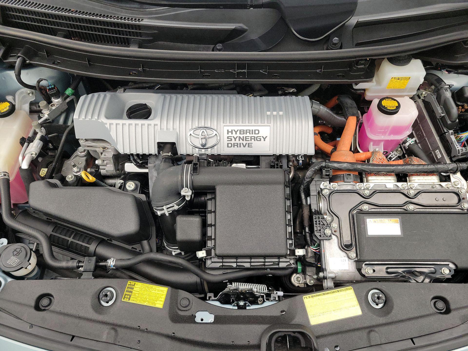 Thumbnail: 2014 Toyota Prius - 19