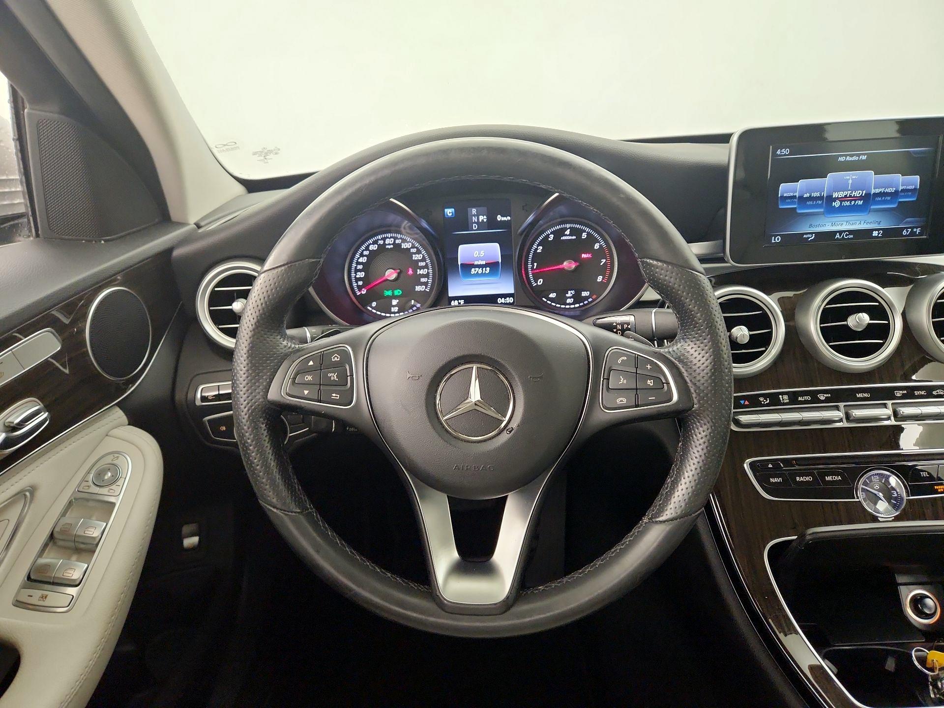 Thumbnail: 2016 Mercedes-Benz C-Class - 10
