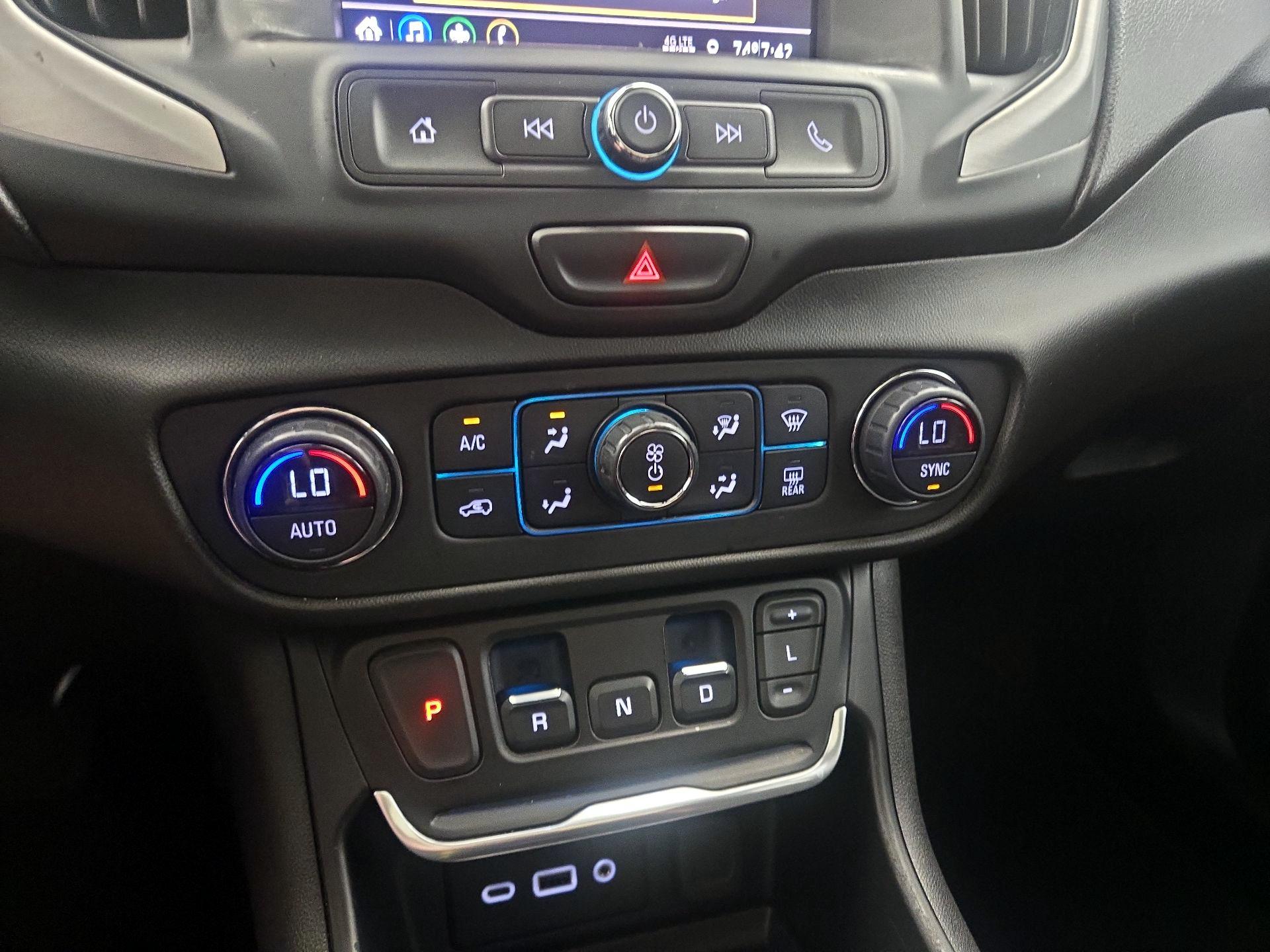 Thumbnail: 2020 GMC Terrain - 16