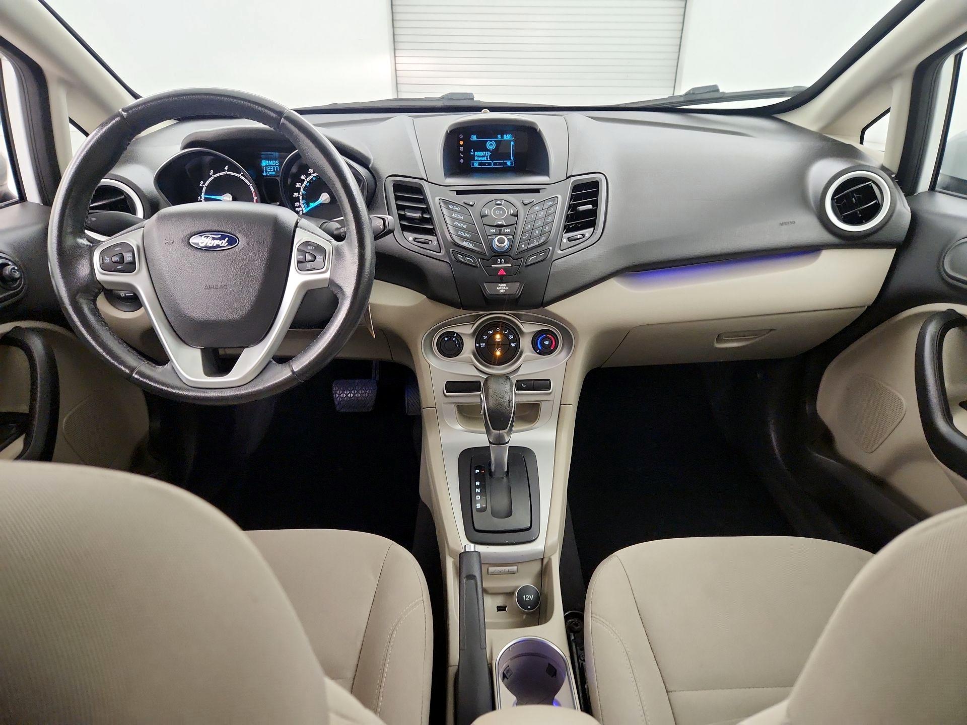Thumbnail: 2016 Ford Fiesta - 9