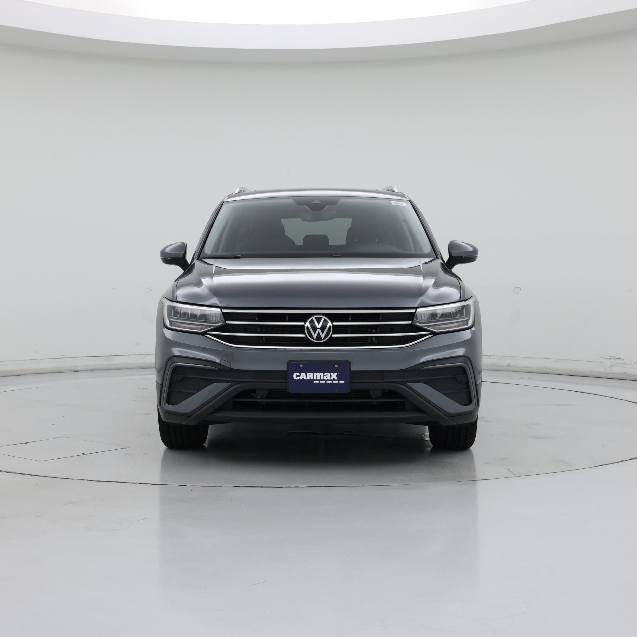 Thumbnail: 2023 Volkswagen Tiguan - 5