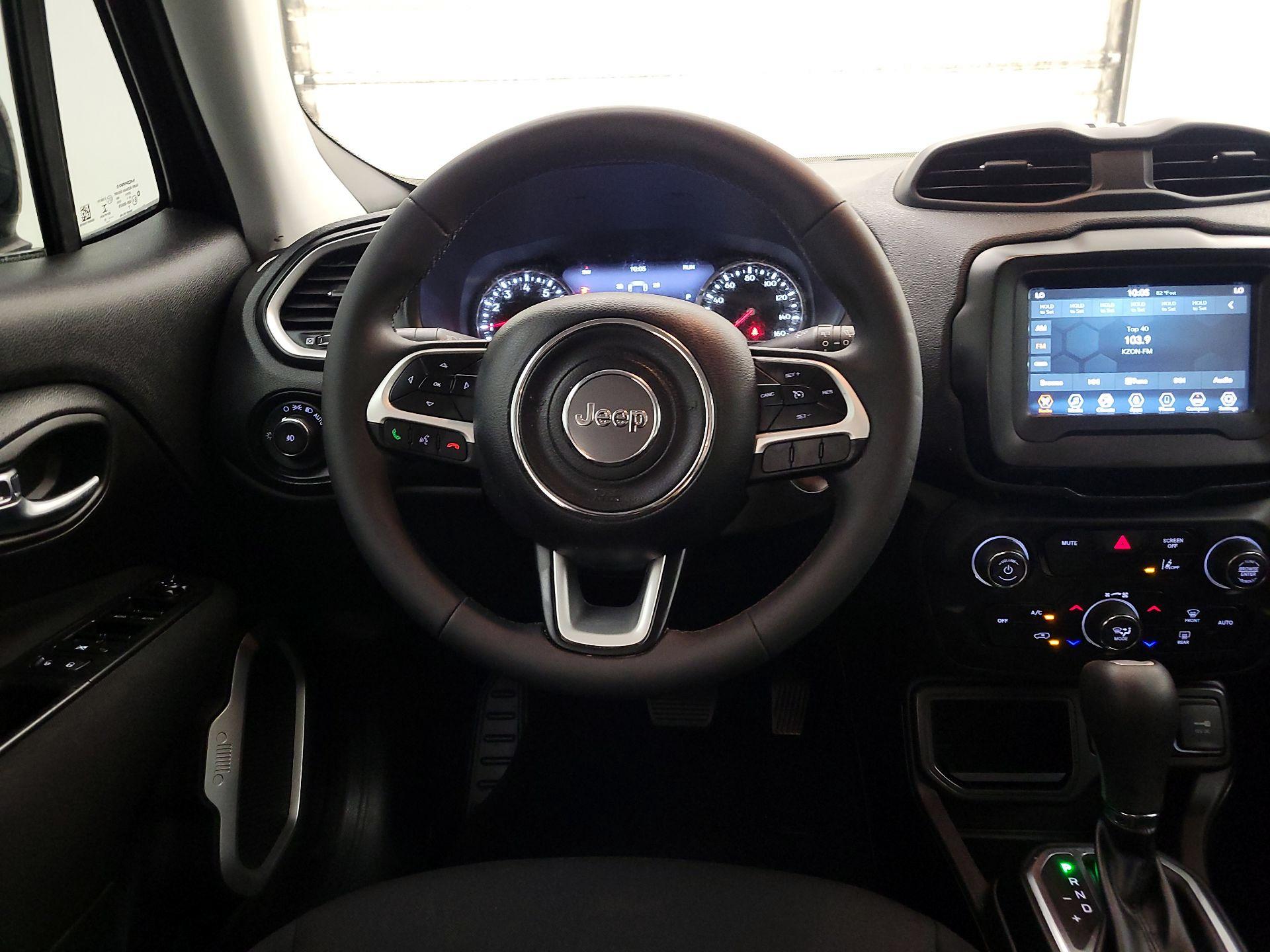 Thumbnail: 2021 Jeep Renegade - 10
