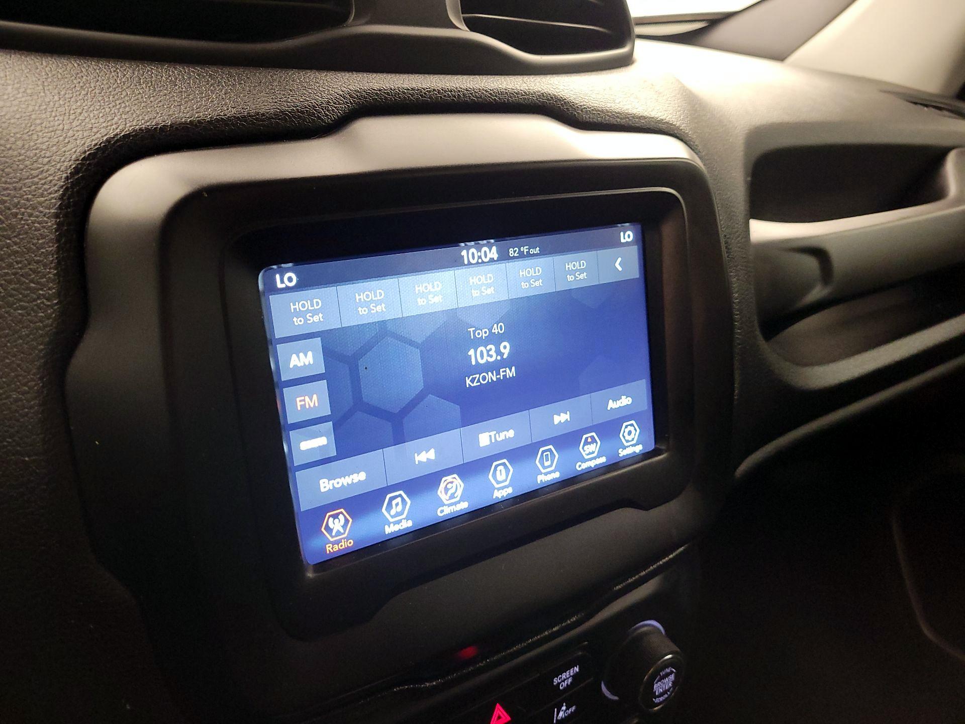 Thumbnail: 2021 Jeep Renegade - 15