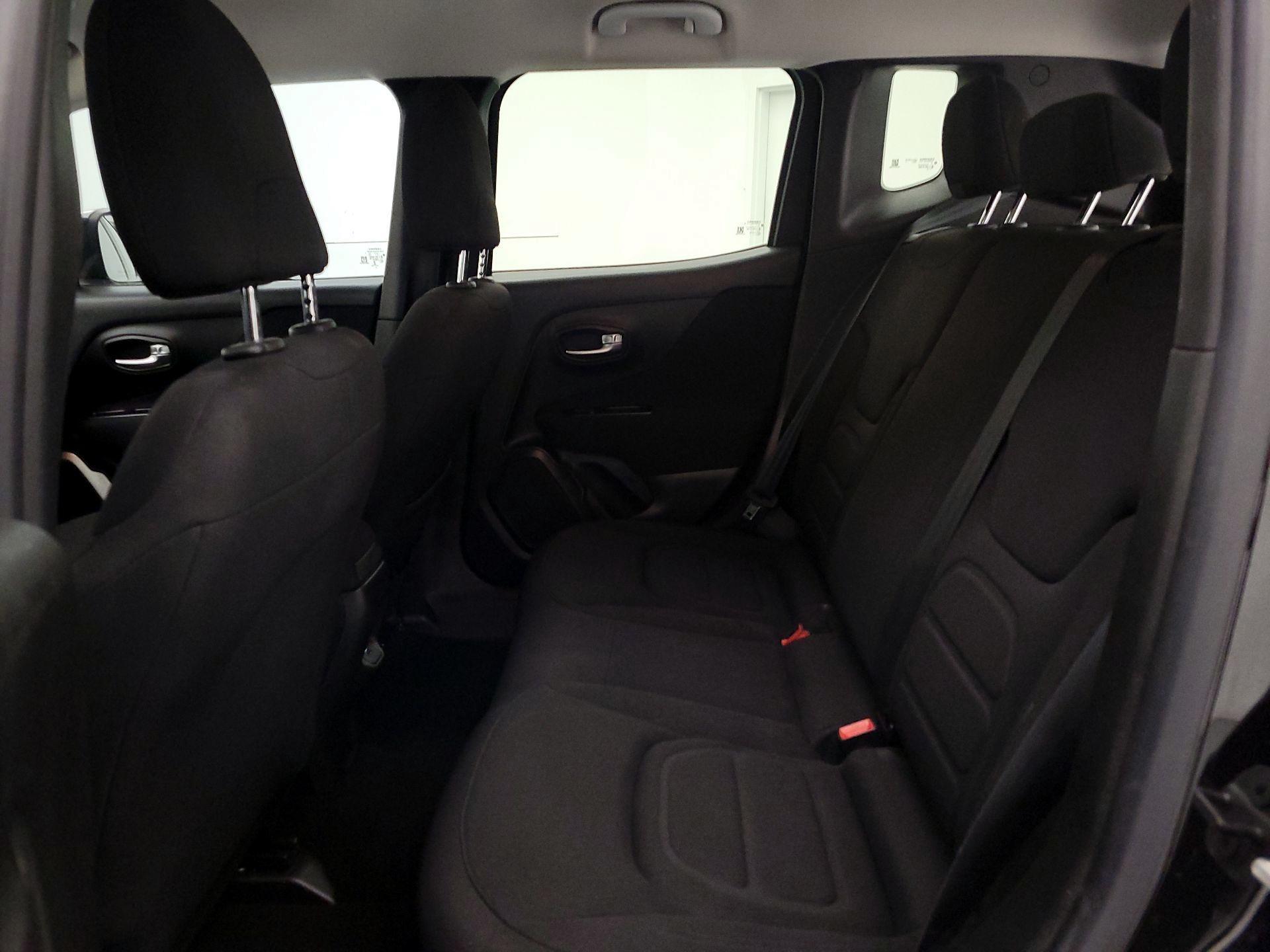 Thumbnail: 2021 Jeep Renegade - 19