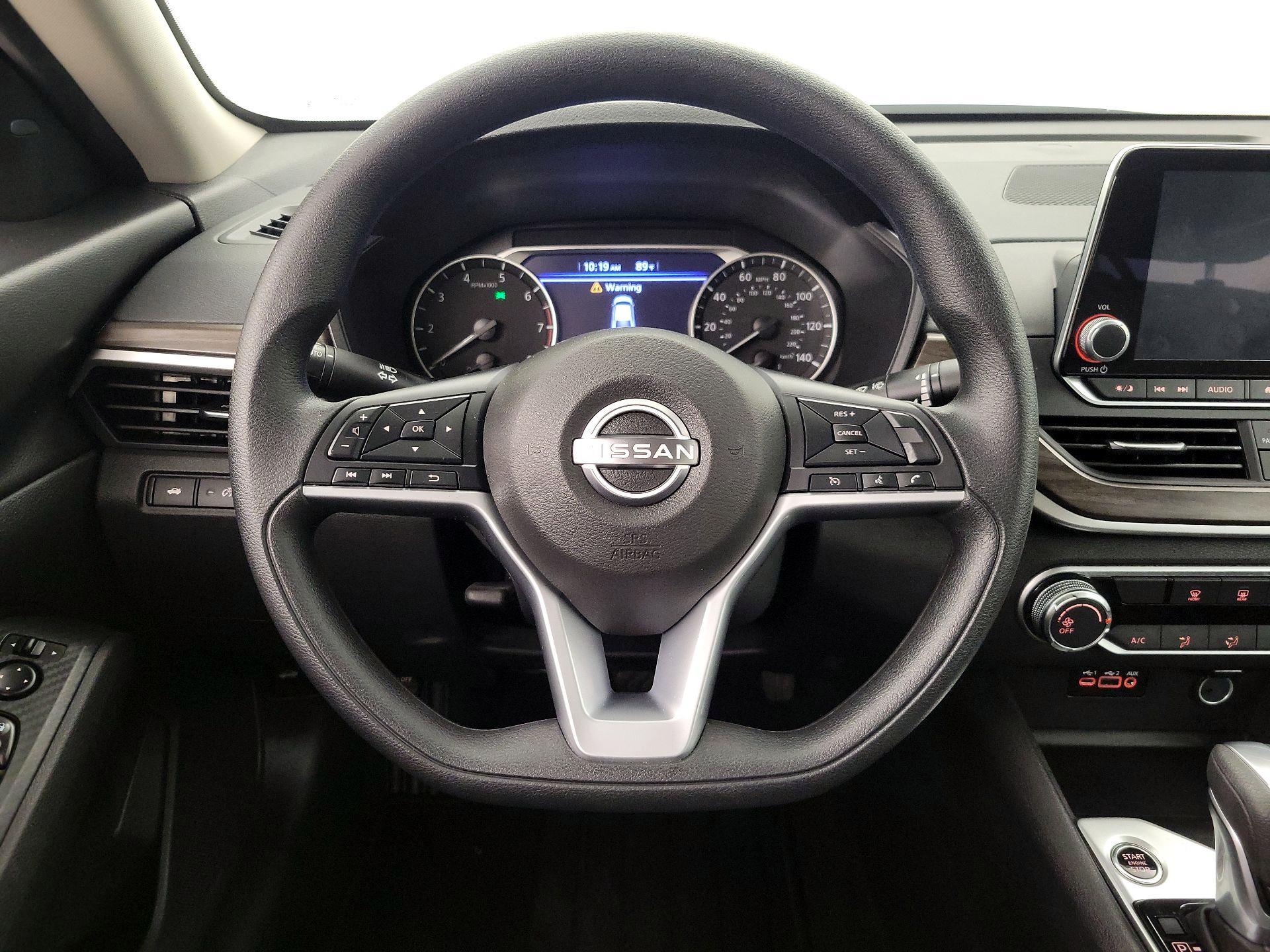 Thumbnail: 2025 Nissan Altima - 10