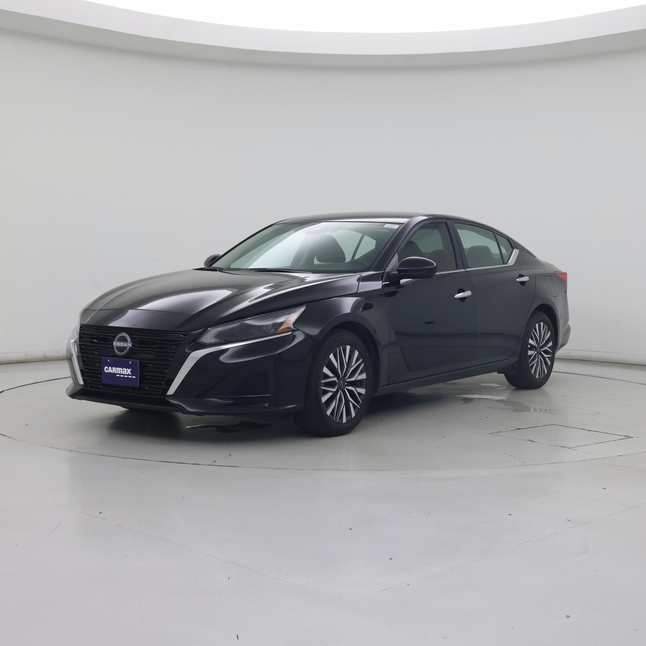 Thumbnail: 2025 Nissan Altima - 4