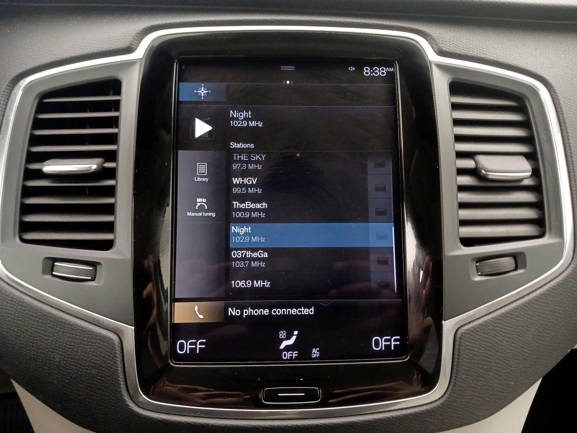 Thumbnail: 2021 Volvo XC90 - 16