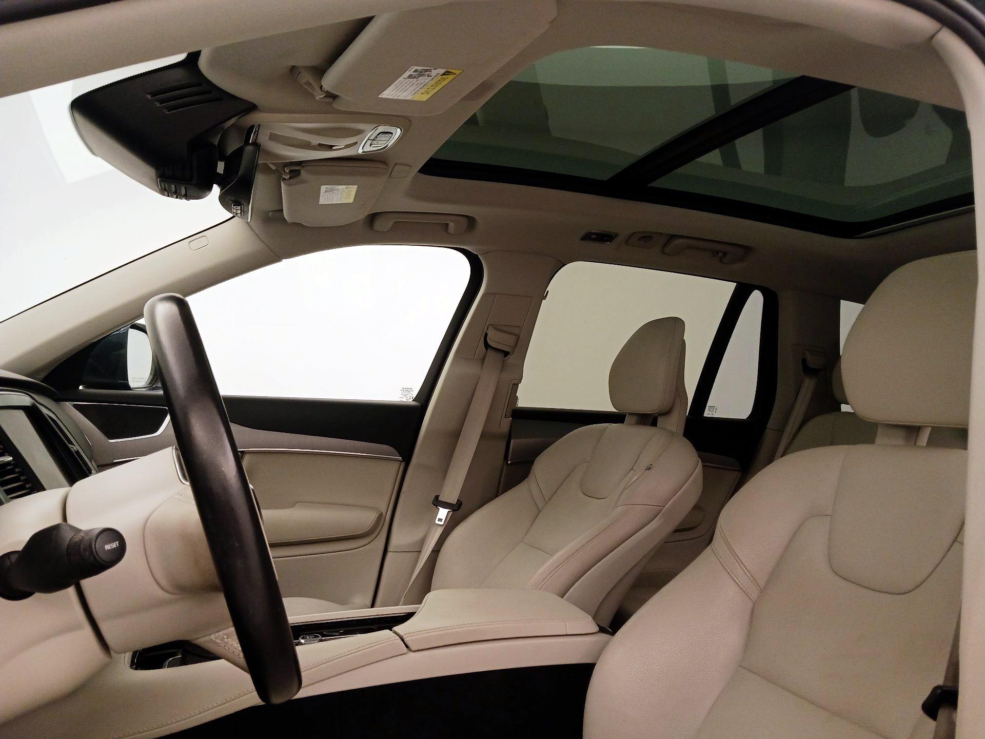 Thumbnail: 2021 Volvo XC90 - 20
