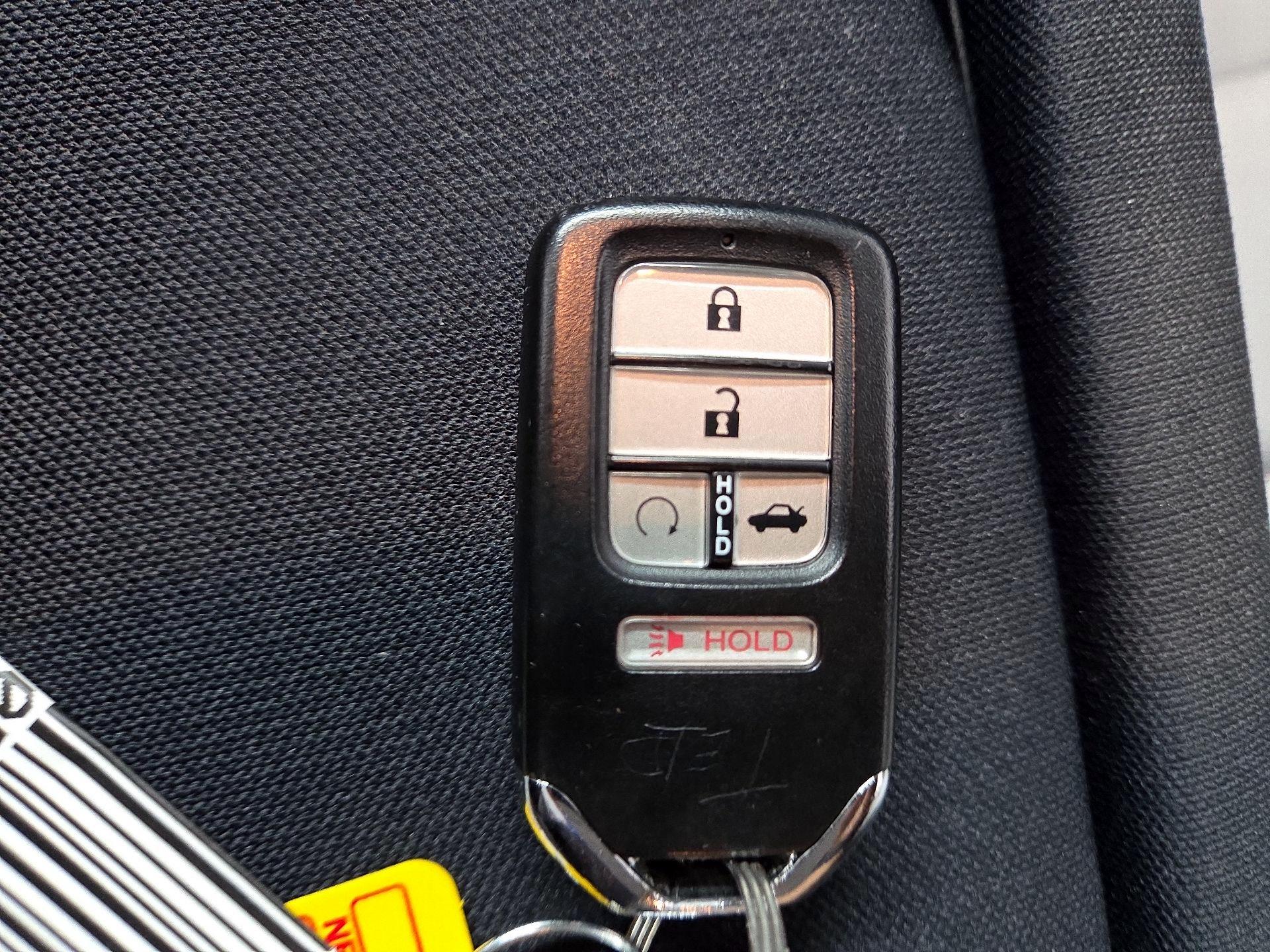 Thumbnail: 2016 Honda Civic - 18