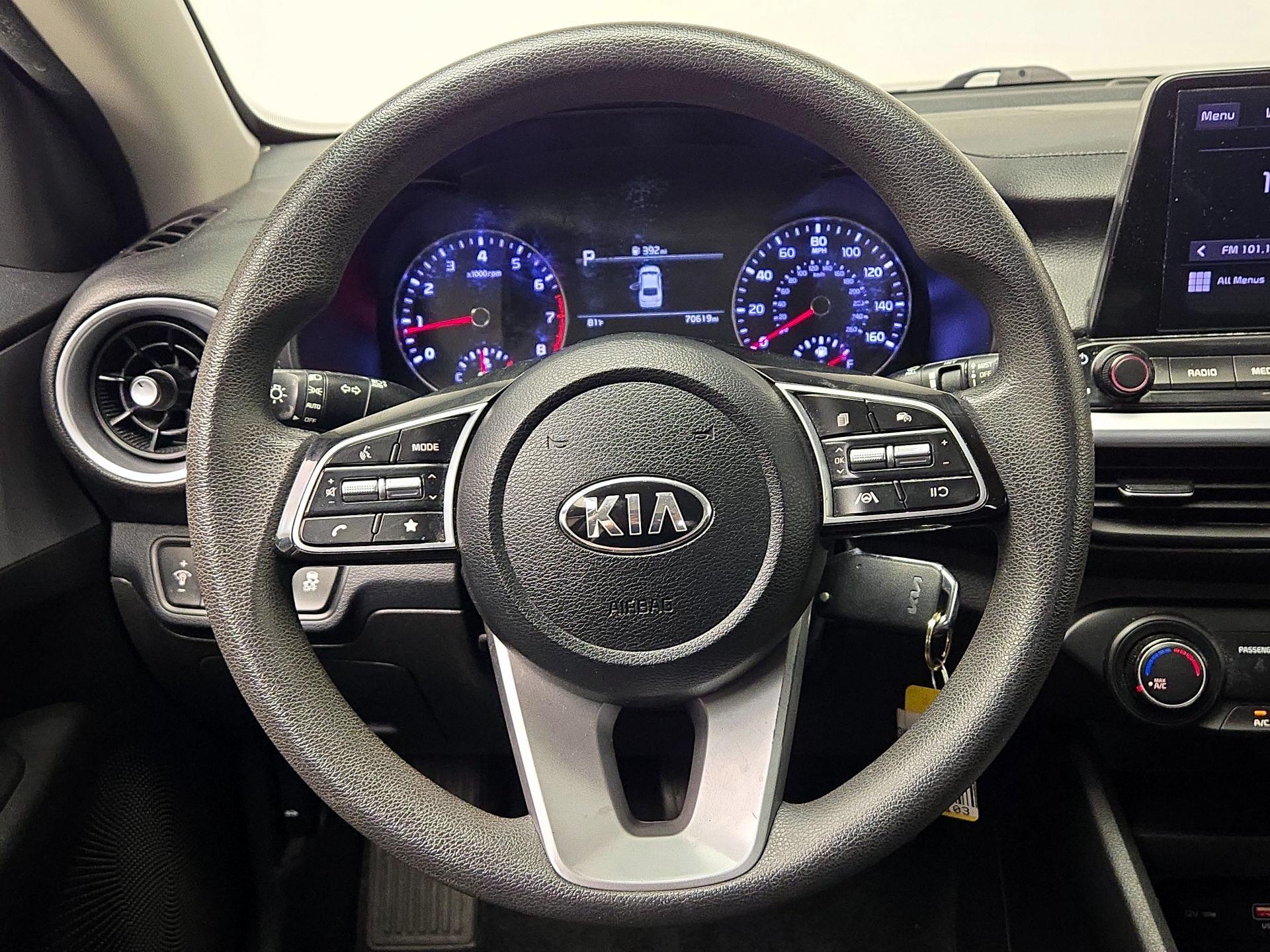 Thumbnail: 2023 Kia Forte - 10