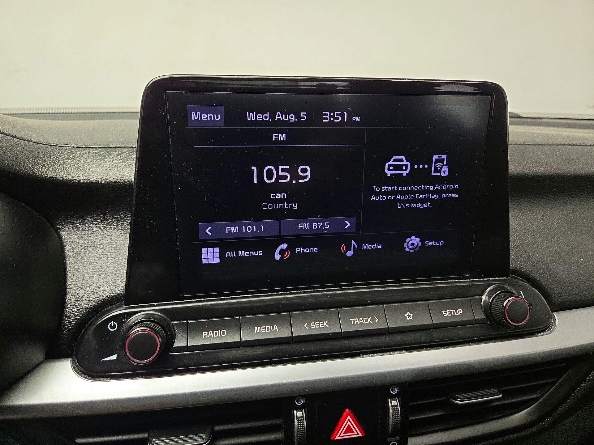 Thumbnail: 2023 Kia Forte - 15
