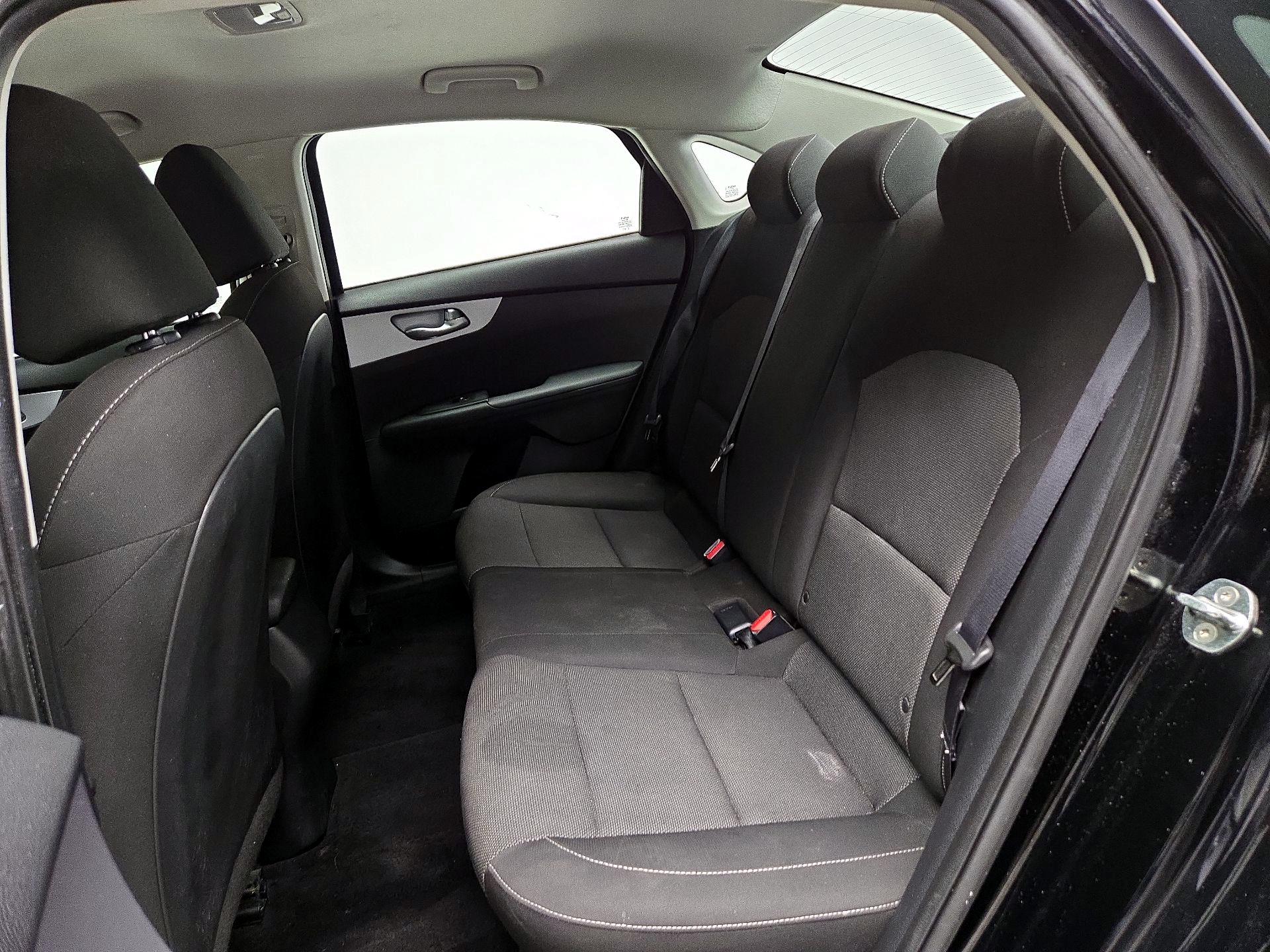 Thumbnail: 2023 Kia Forte - 19