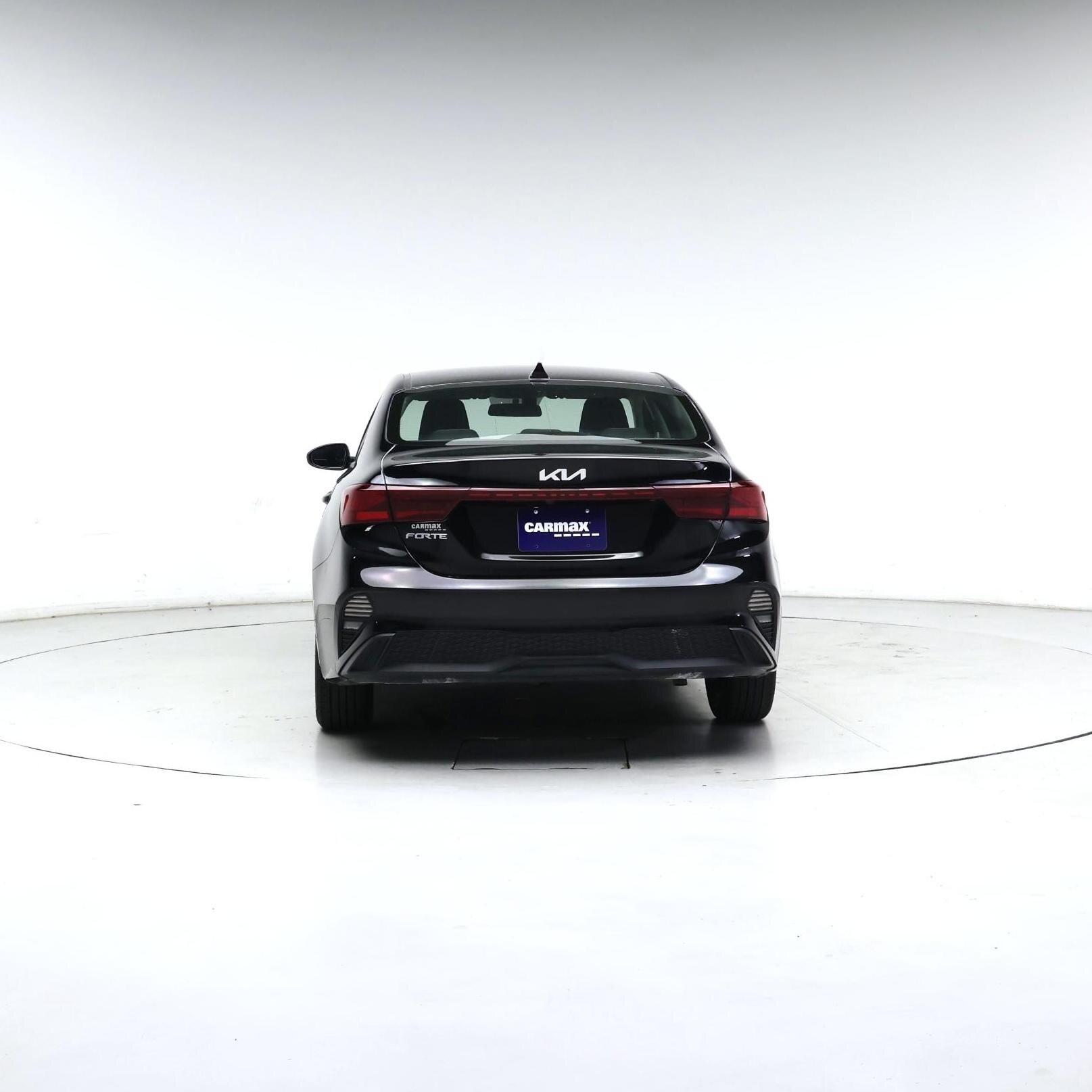 Thumbnail: 2023 Kia Forte - 6