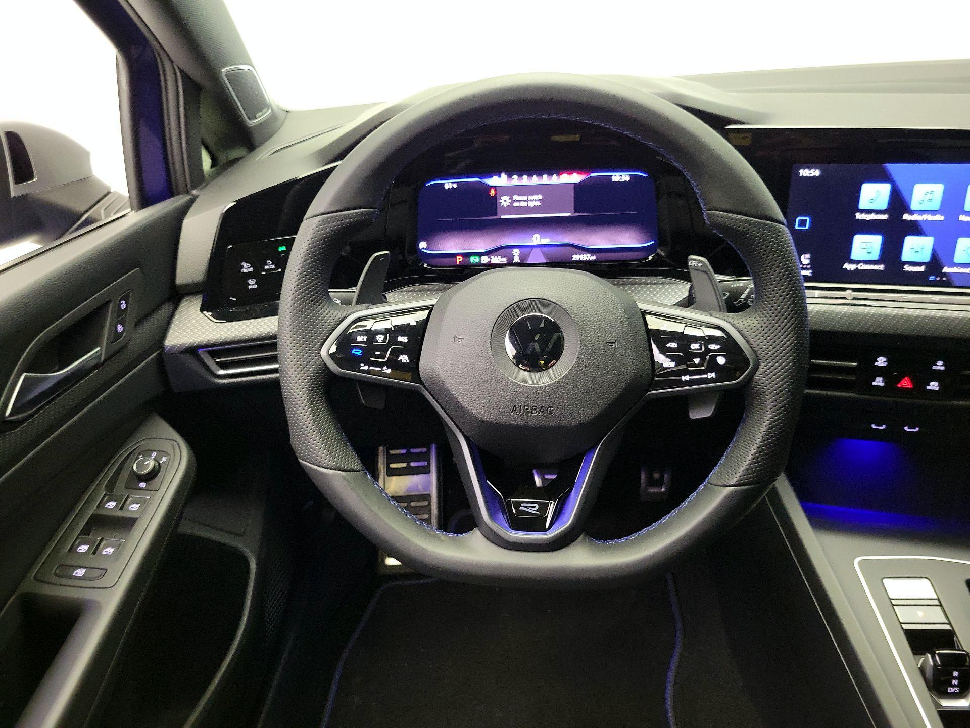 Thumbnail: 2022 Volkswagen Golf - 10