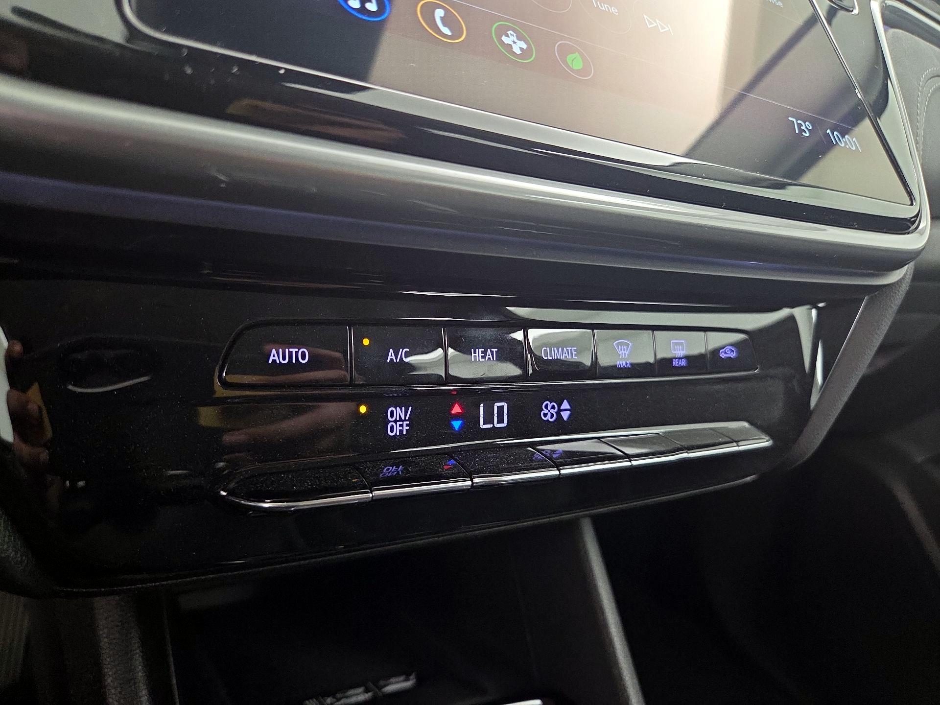 Thumbnail: 2023 Chevrolet Bolt EUV - 16