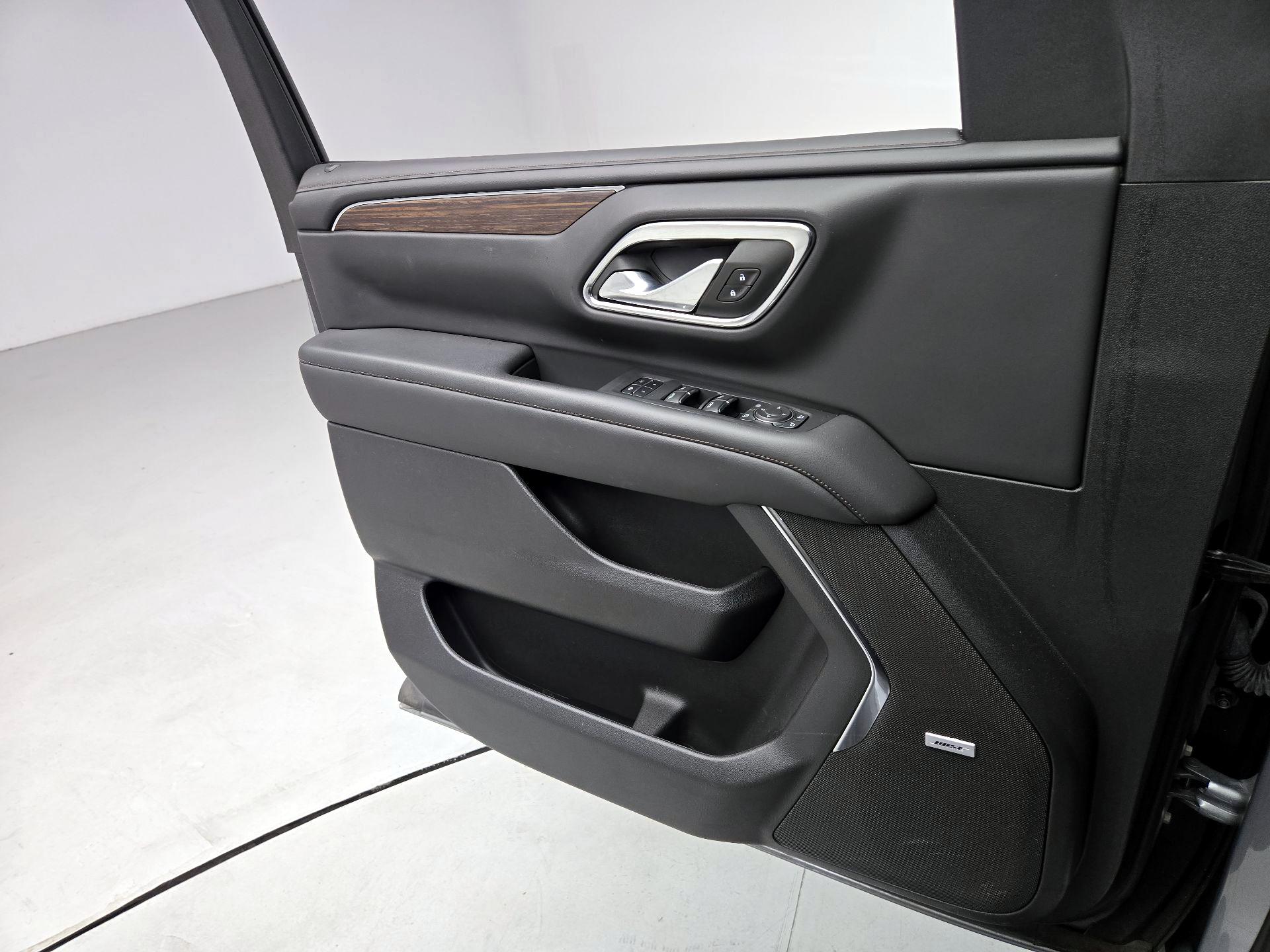 Thumbnail: 2024 Chevrolet Suburban - 12