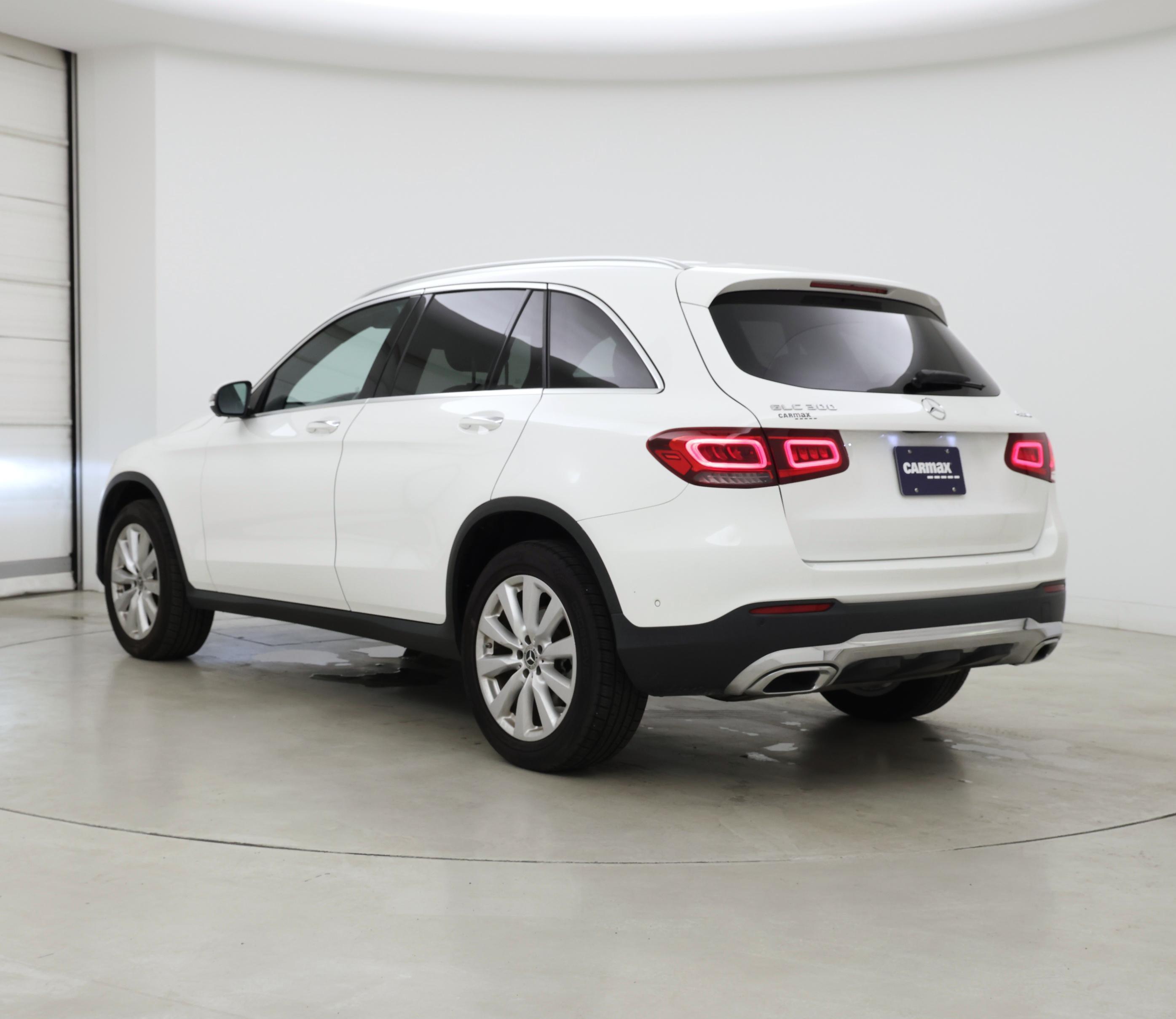 Thumbnail: 2020 Mercedes-Benz GLC - 2