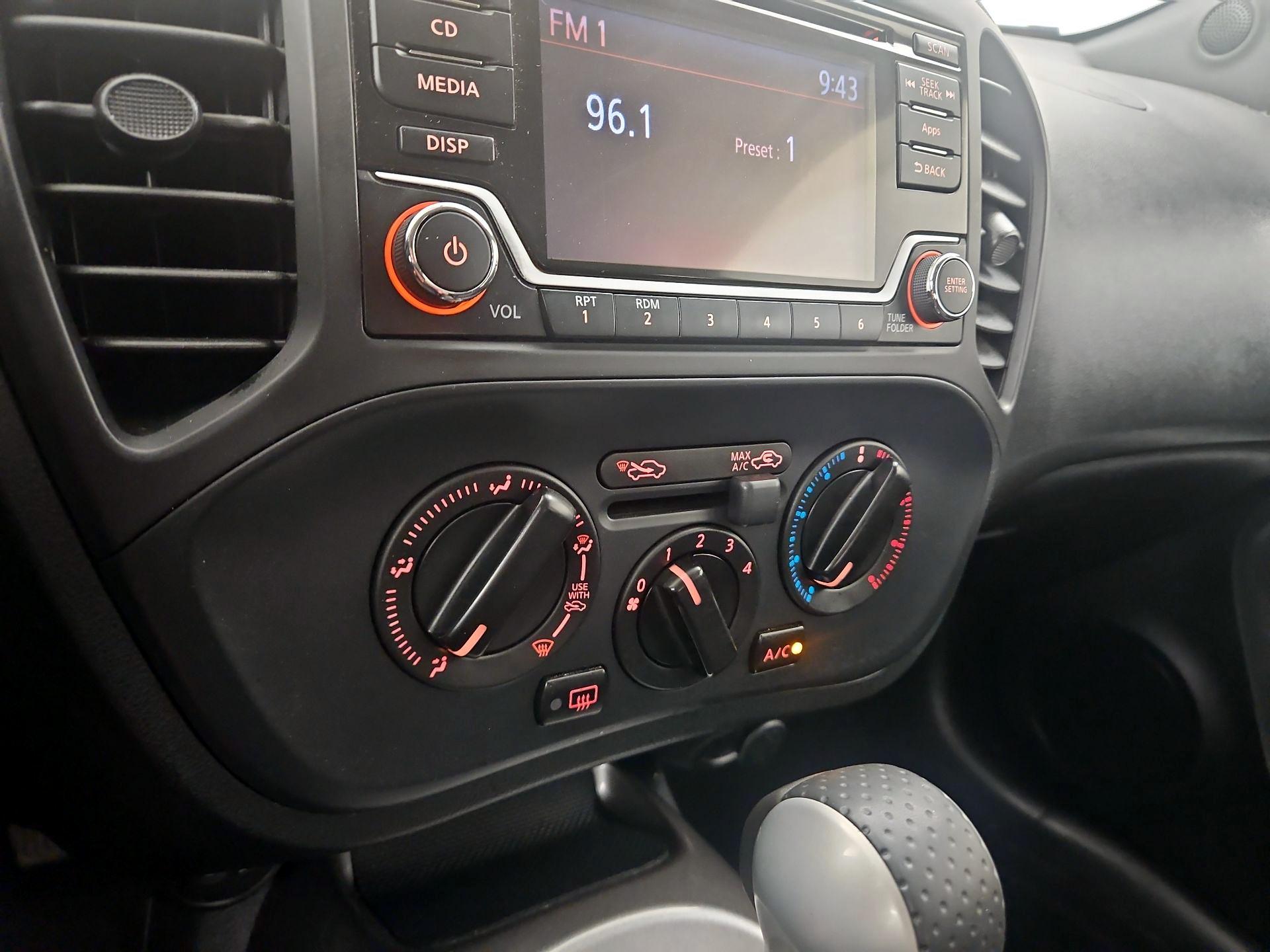 Thumbnail: 2016 Nissan Juke - 16