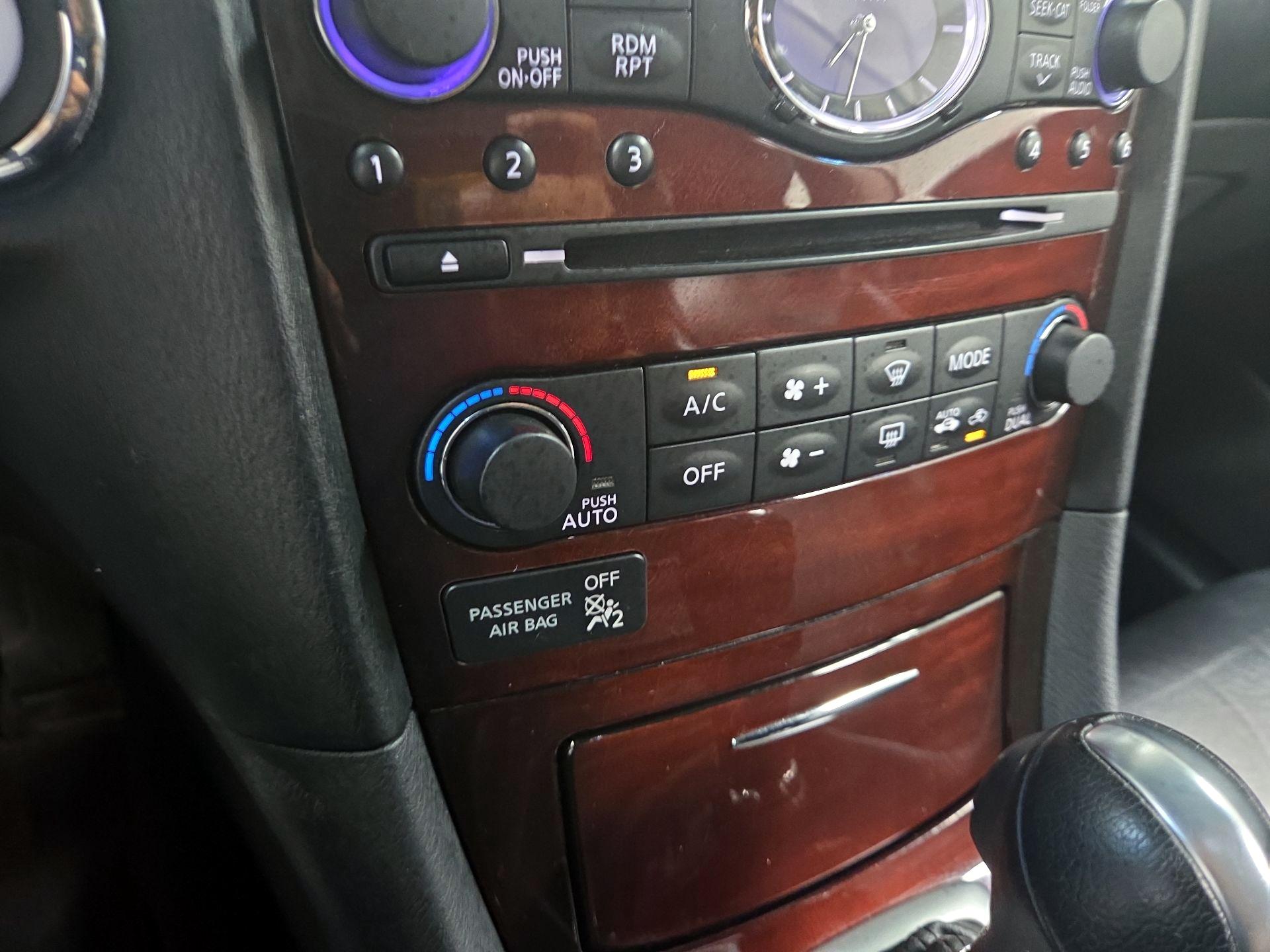 Thumbnail: 2016 INFINITI QX50 - 14