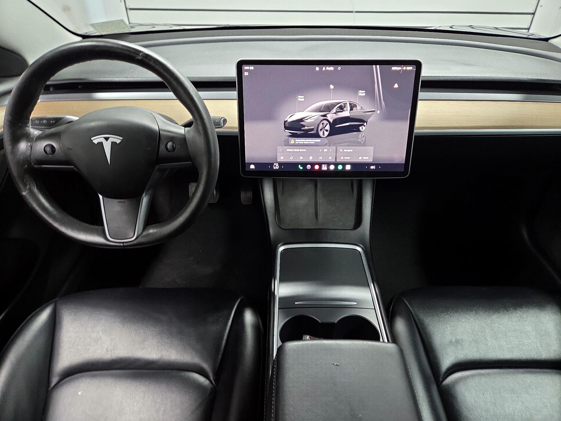 Thumbnail: 2023 Tesla Model 3 - 9