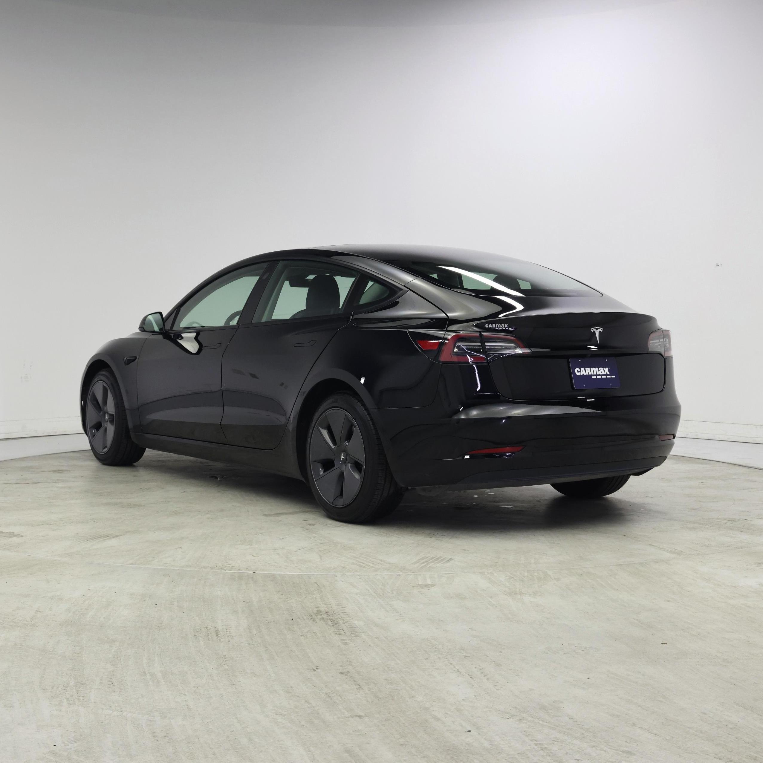 Thumbnail: 2023 Tesla Model 3 - 2