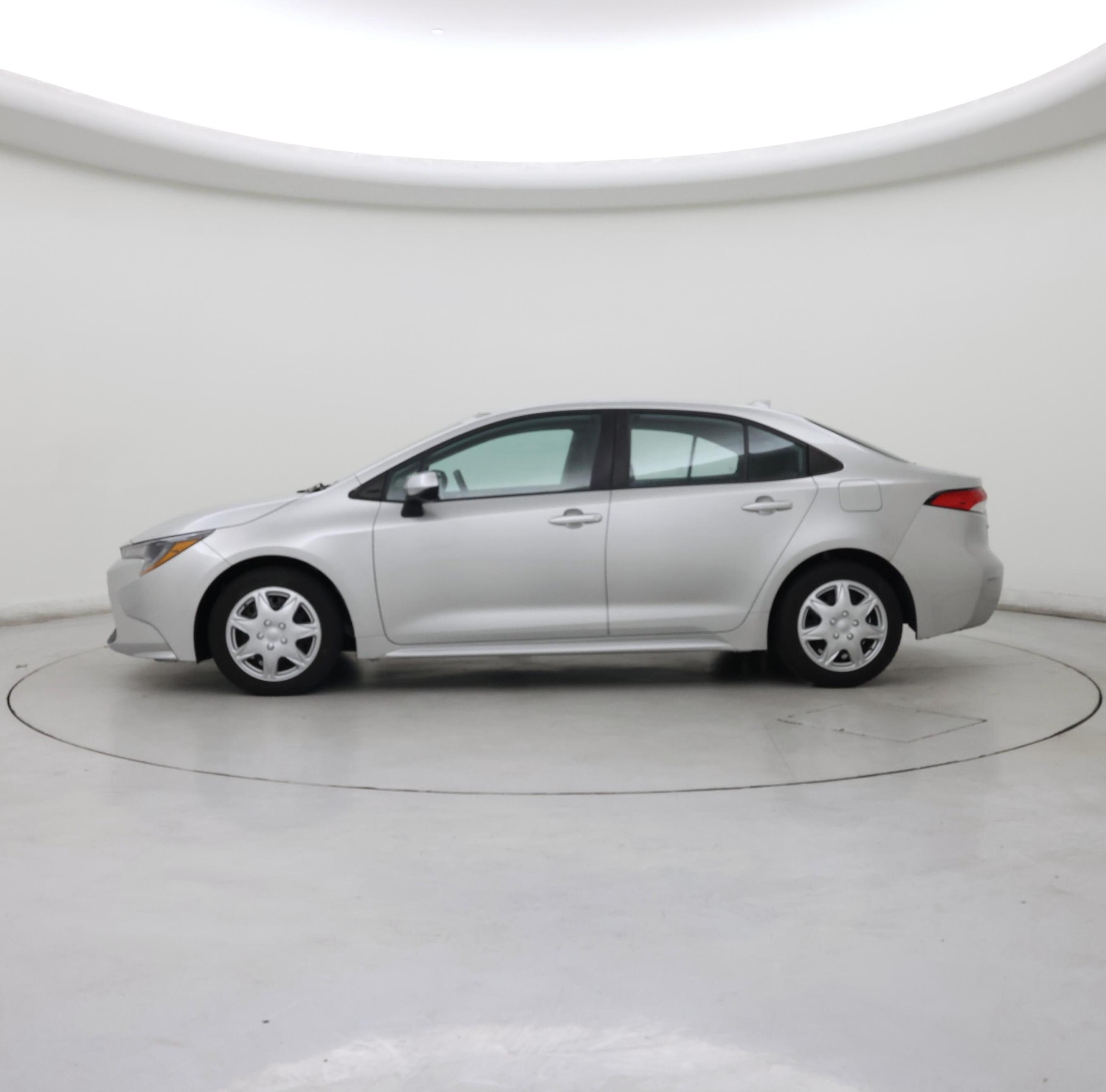 Thumbnail: 2021 Toyota Corolla - 3