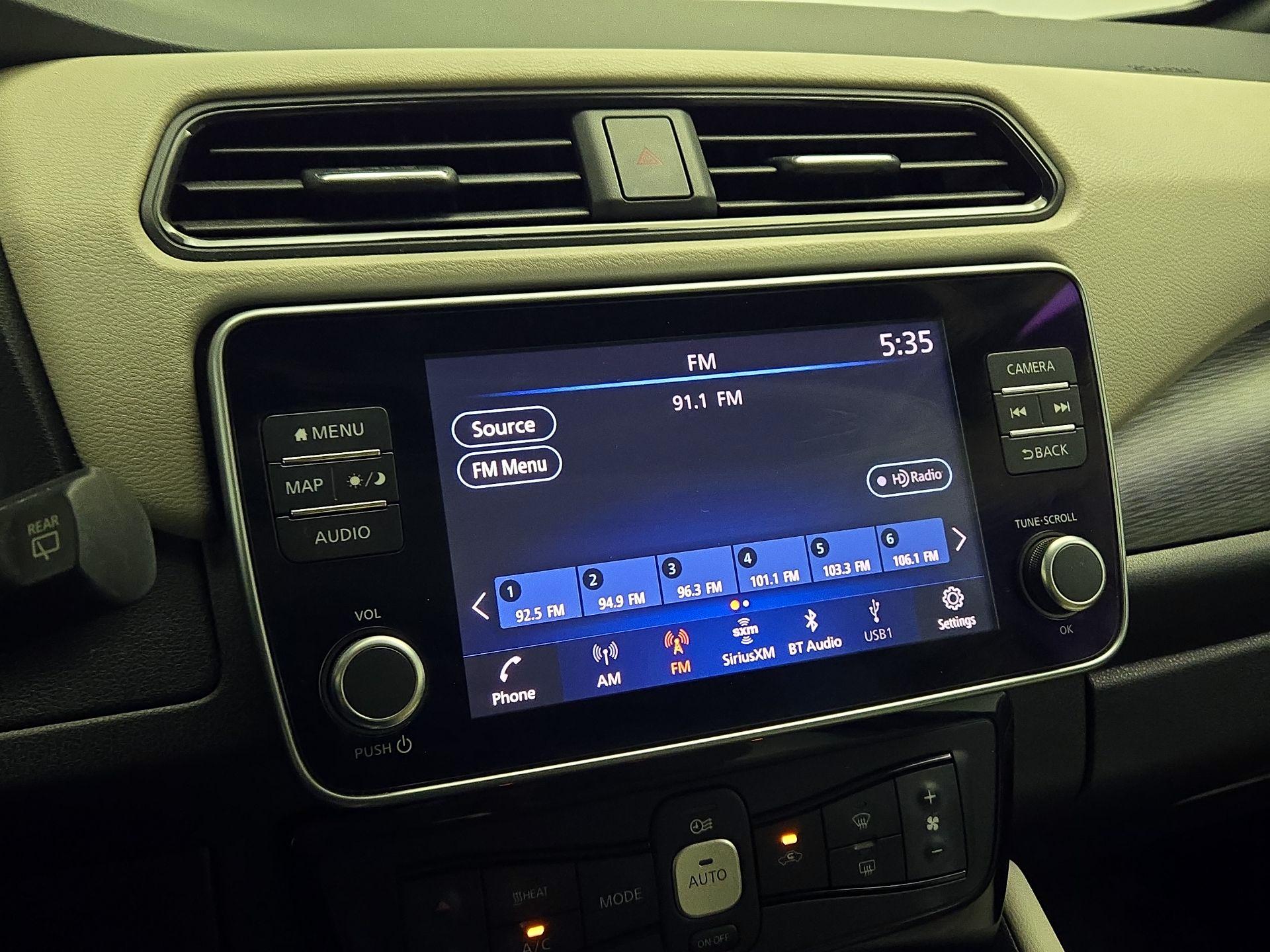 Thumbnail: 2020 Nissan Leaf - 15