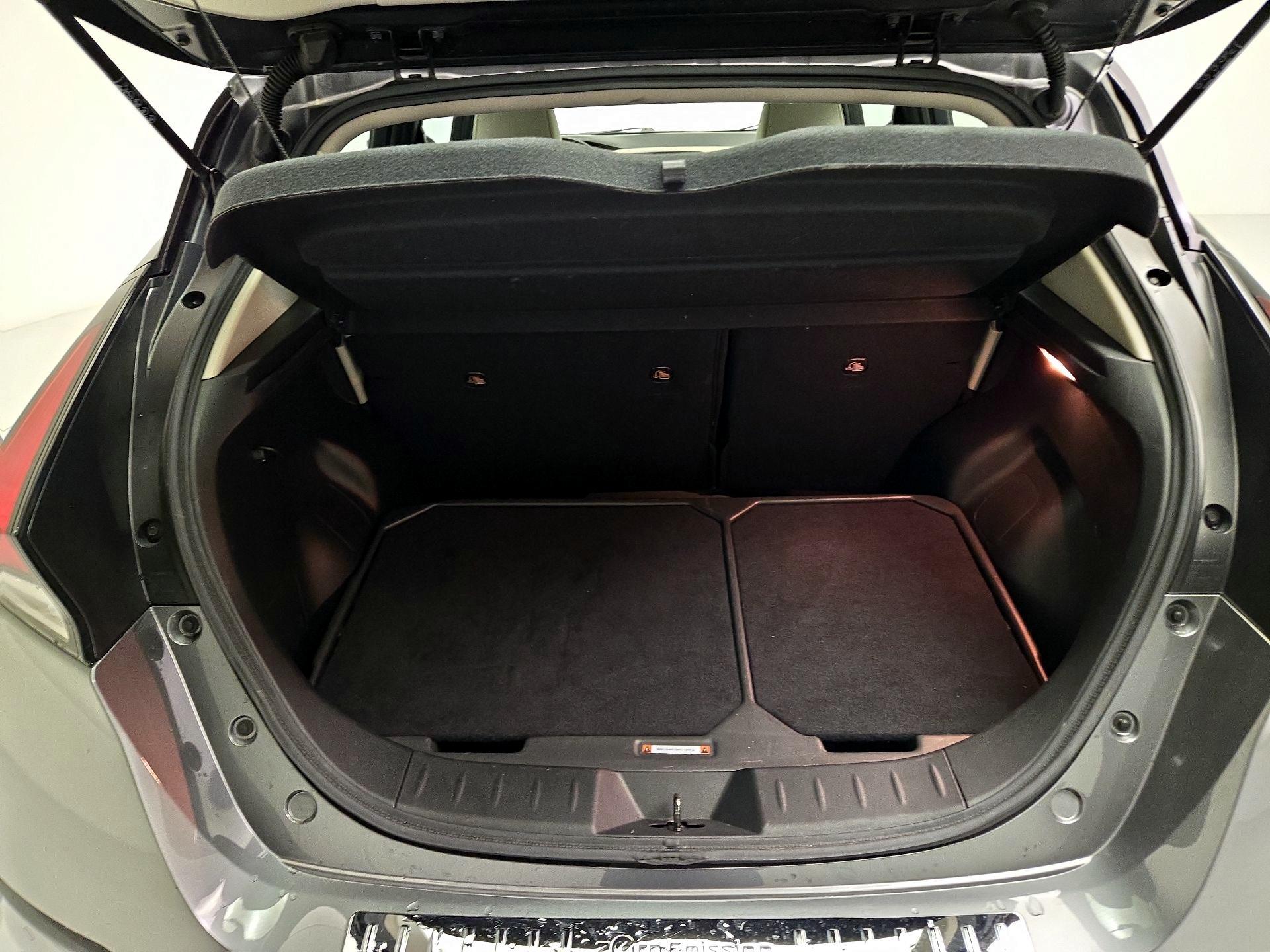 Thumbnail: 2020 Nissan Leaf - 20