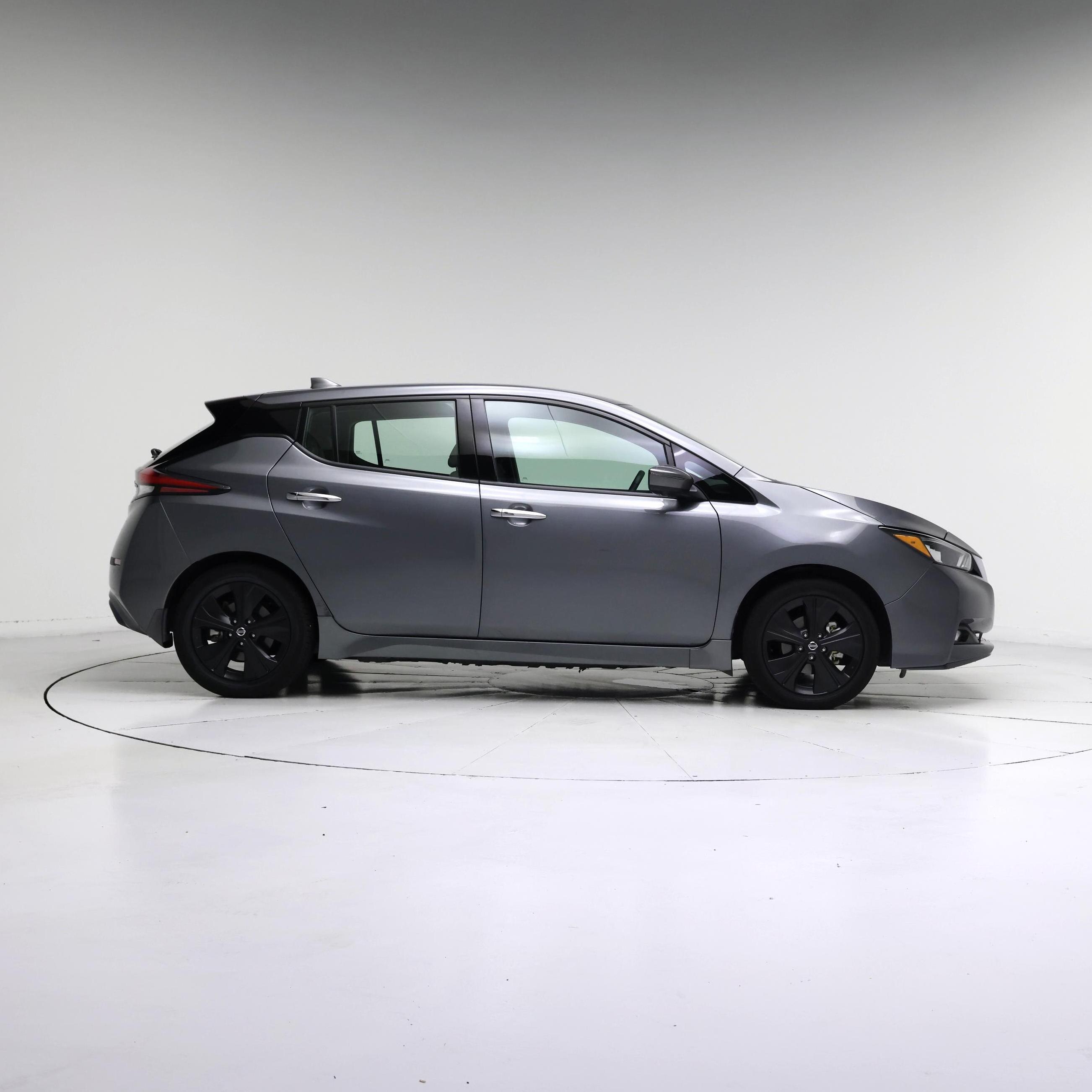 Thumbnail: 2020 Nissan Leaf - 7