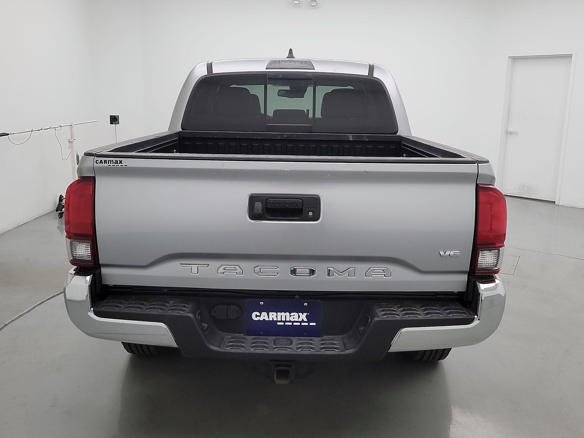 Thumbnail: 2022 Toyota Tacoma - 6