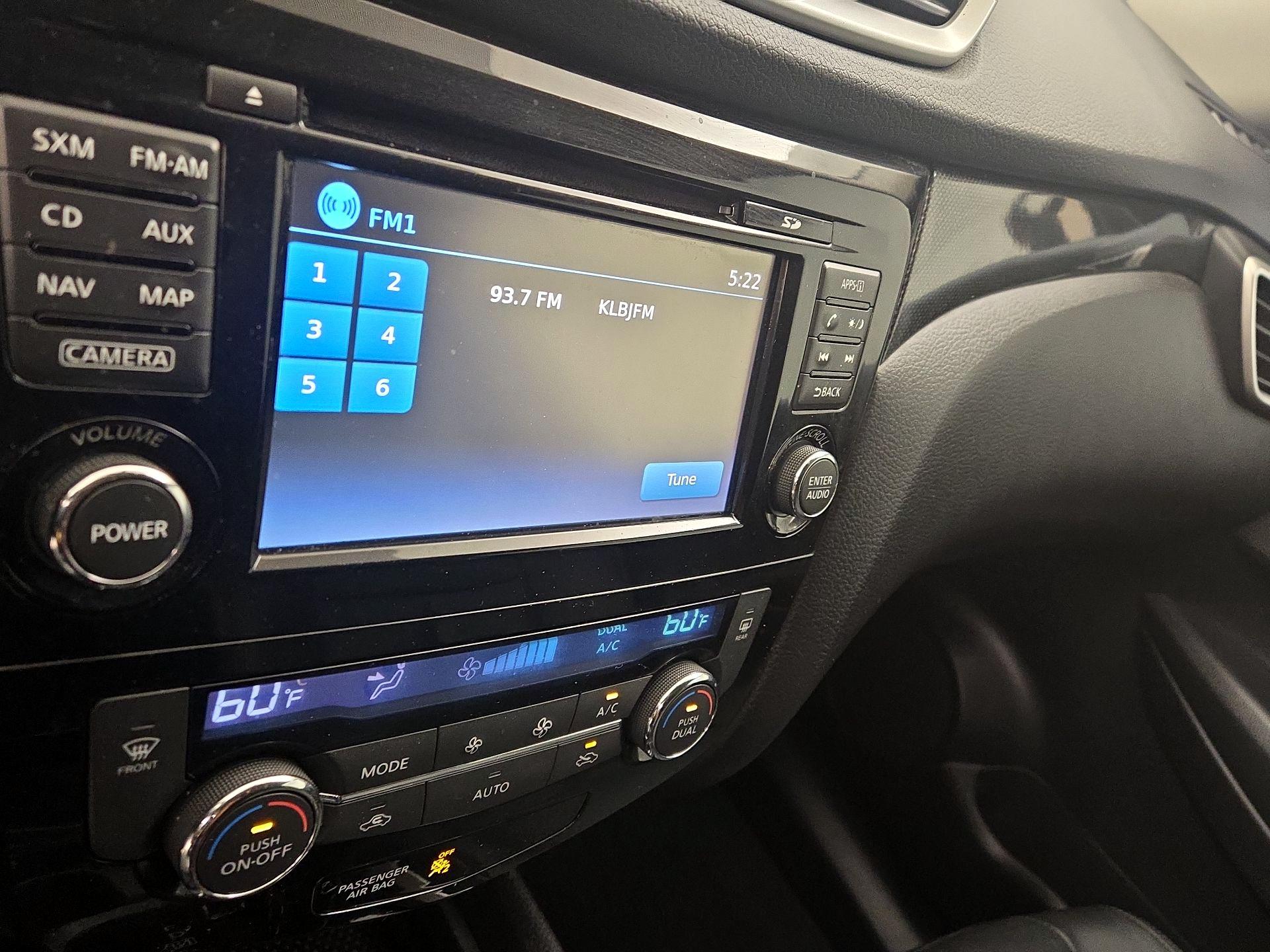 Thumbnail: 2014 Nissan Rogue - 15