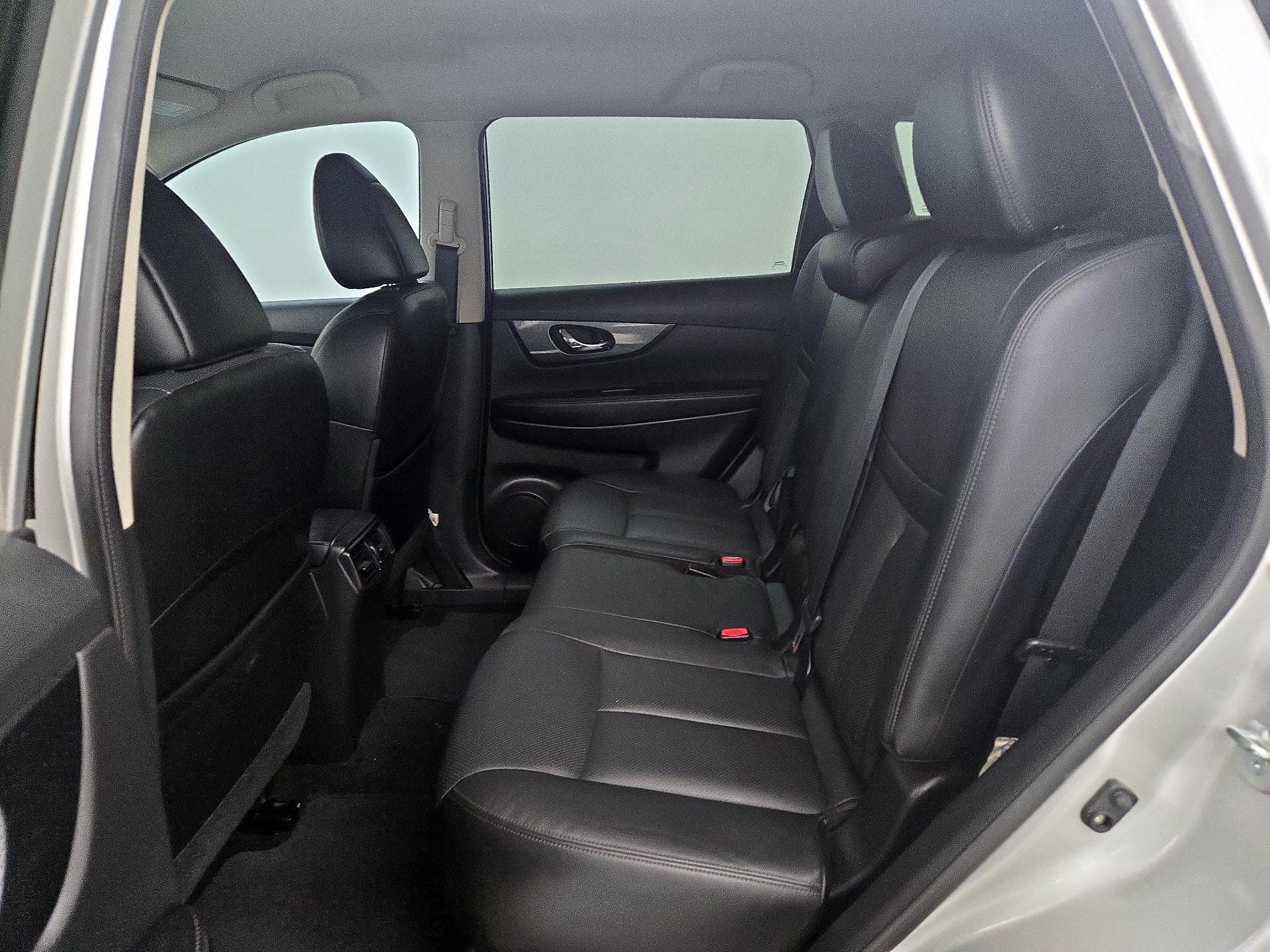 Thumbnail: 2014 Nissan Rogue - 19
