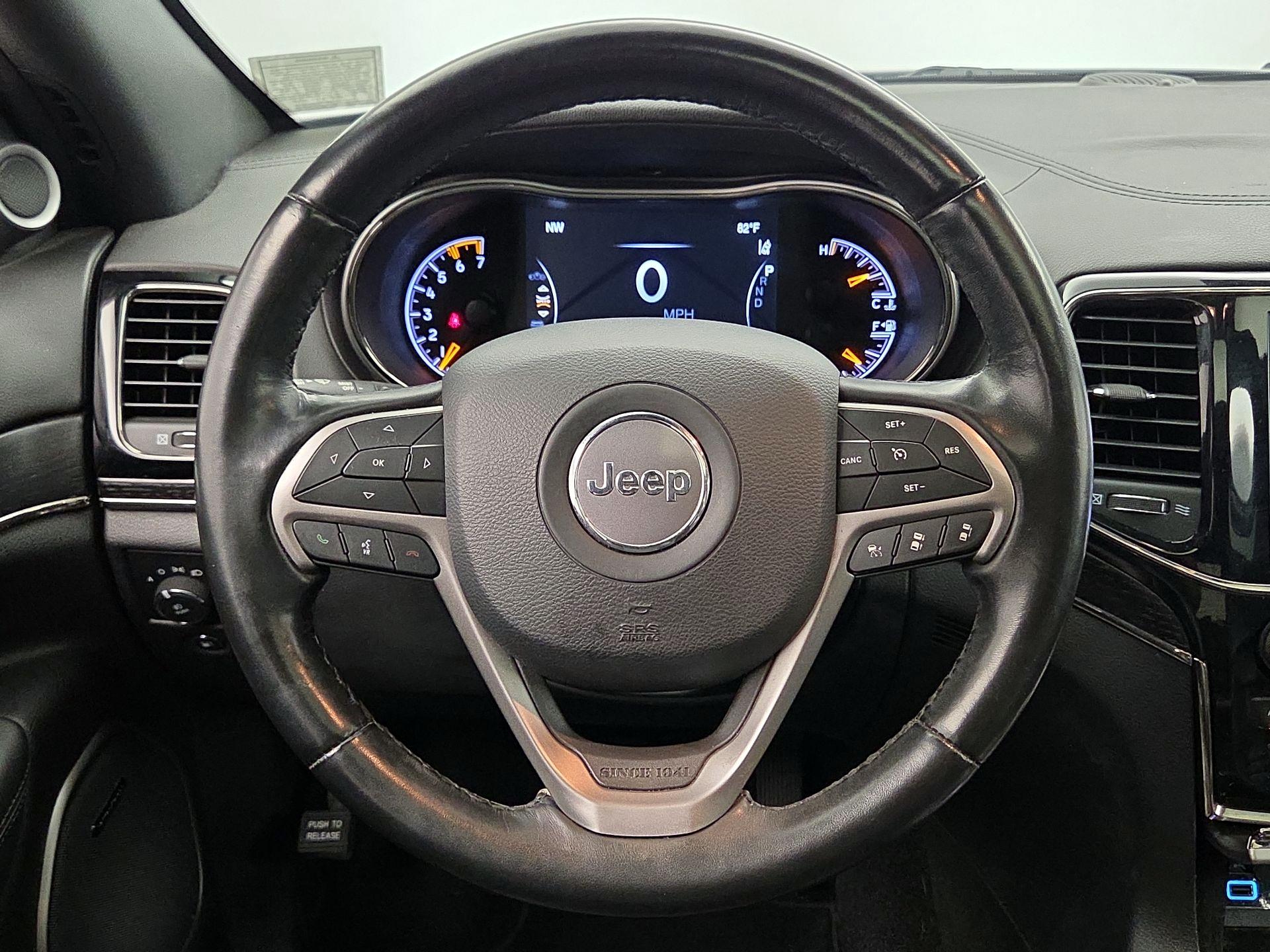 Thumbnail: 2020 Jeep Grand Cherokee - 10