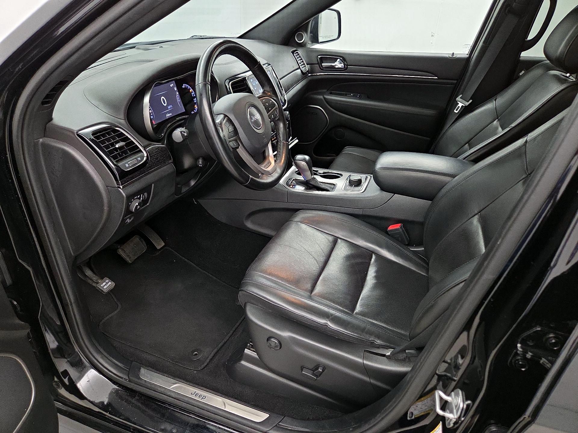 Thumbnail: 2020 Jeep Grand Cherokee - 11