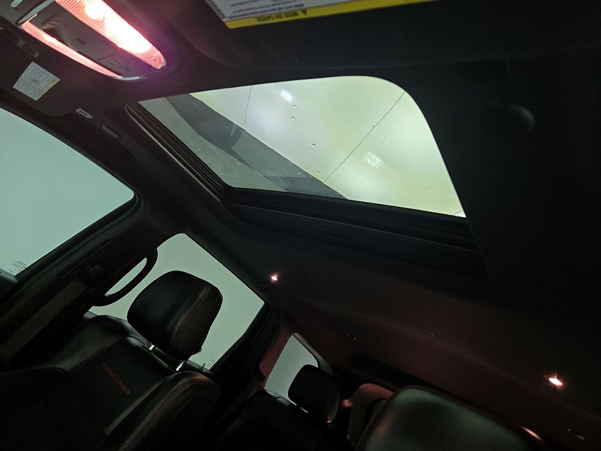 Thumbnail: 2021 Jeep Grand Cherokee - 20