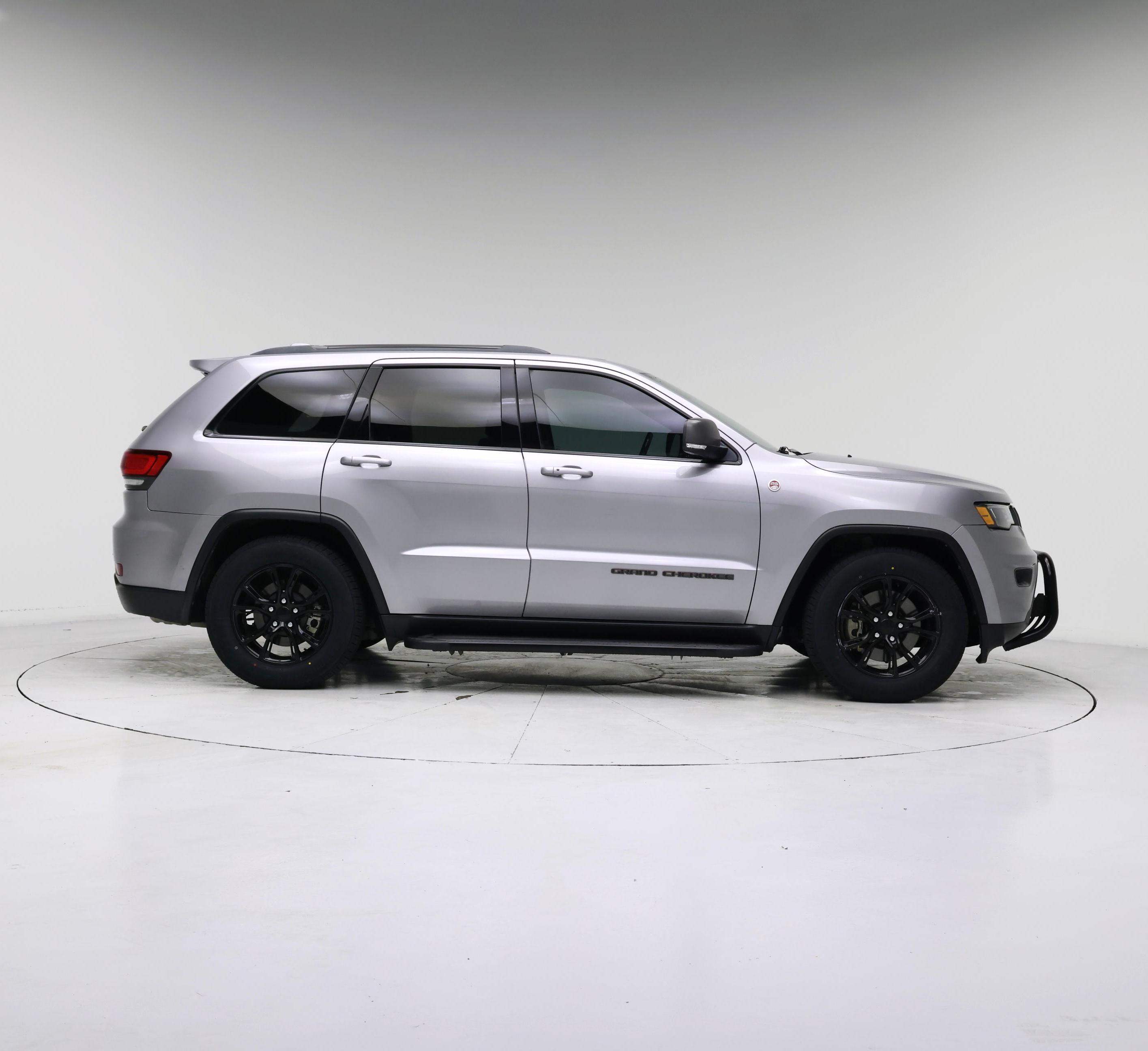 Thumbnail: 2021 Jeep Grand Cherokee - 7