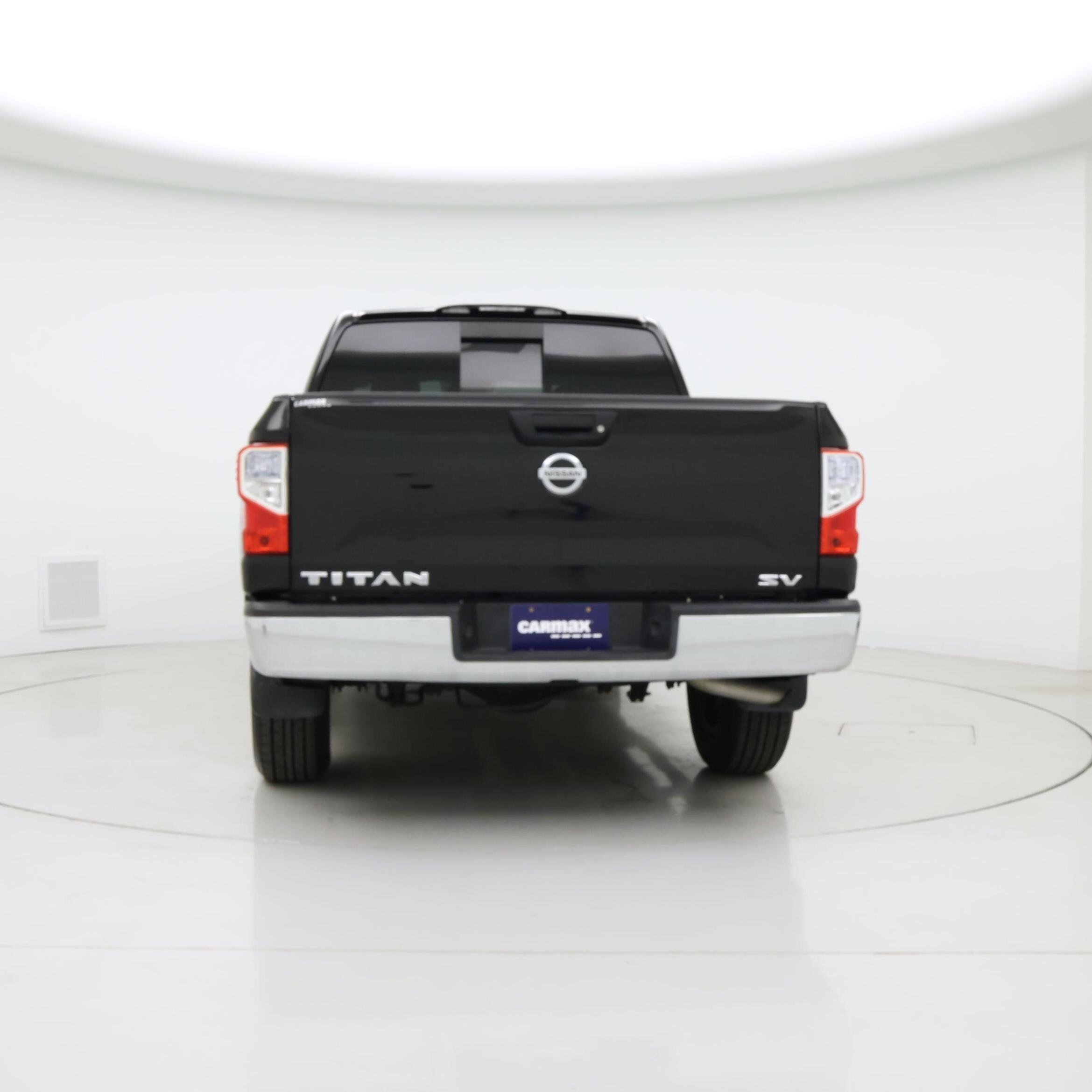 Thumbnail: 2017 Nissan Titan - 6